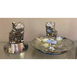 A Mack showroom ashtray, centered with a bulldog, 12 cm high, and a Mack bulldog bonnet type mascot,