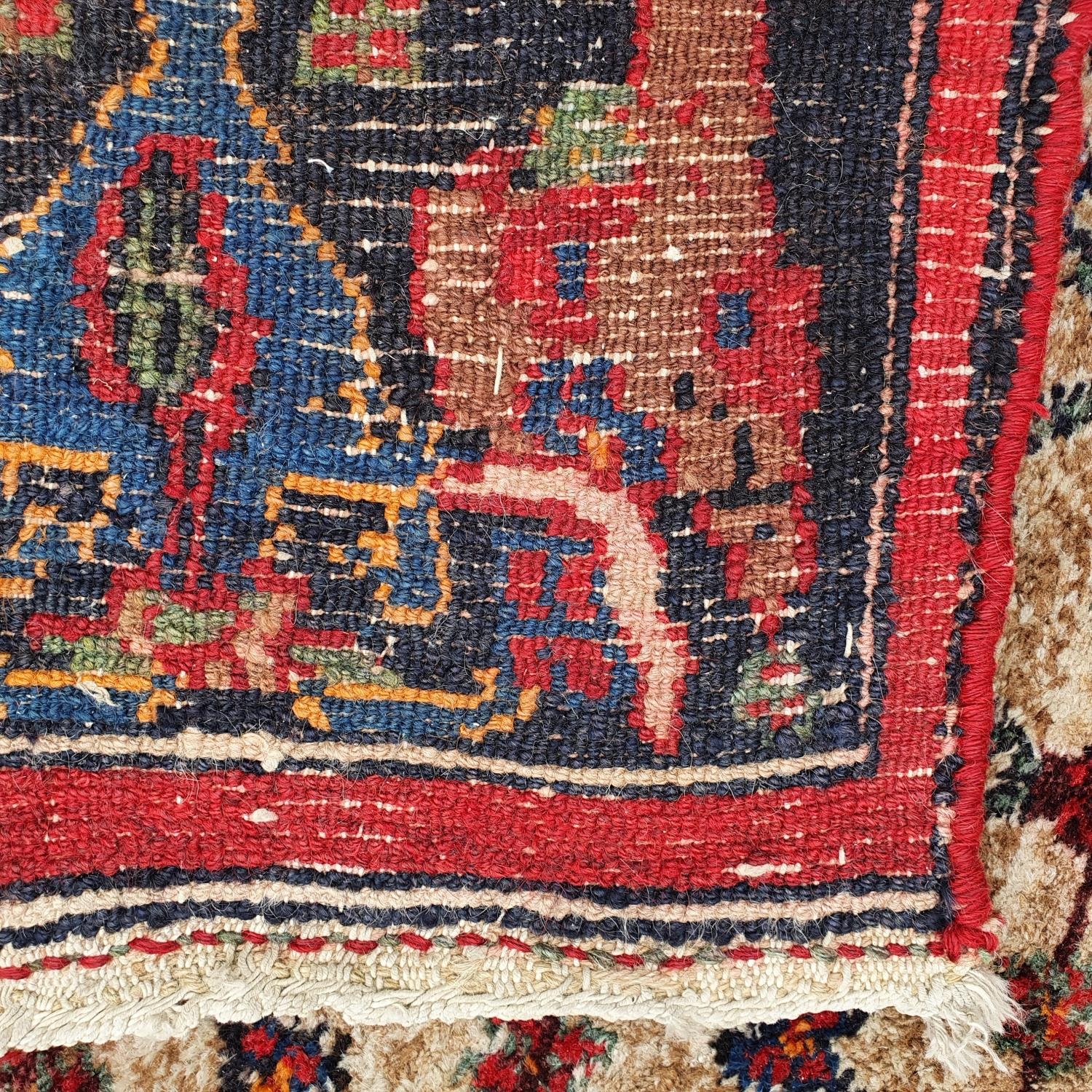 A Persian Sarab rug, 203 x 141 cm - Bild 3 aus 3