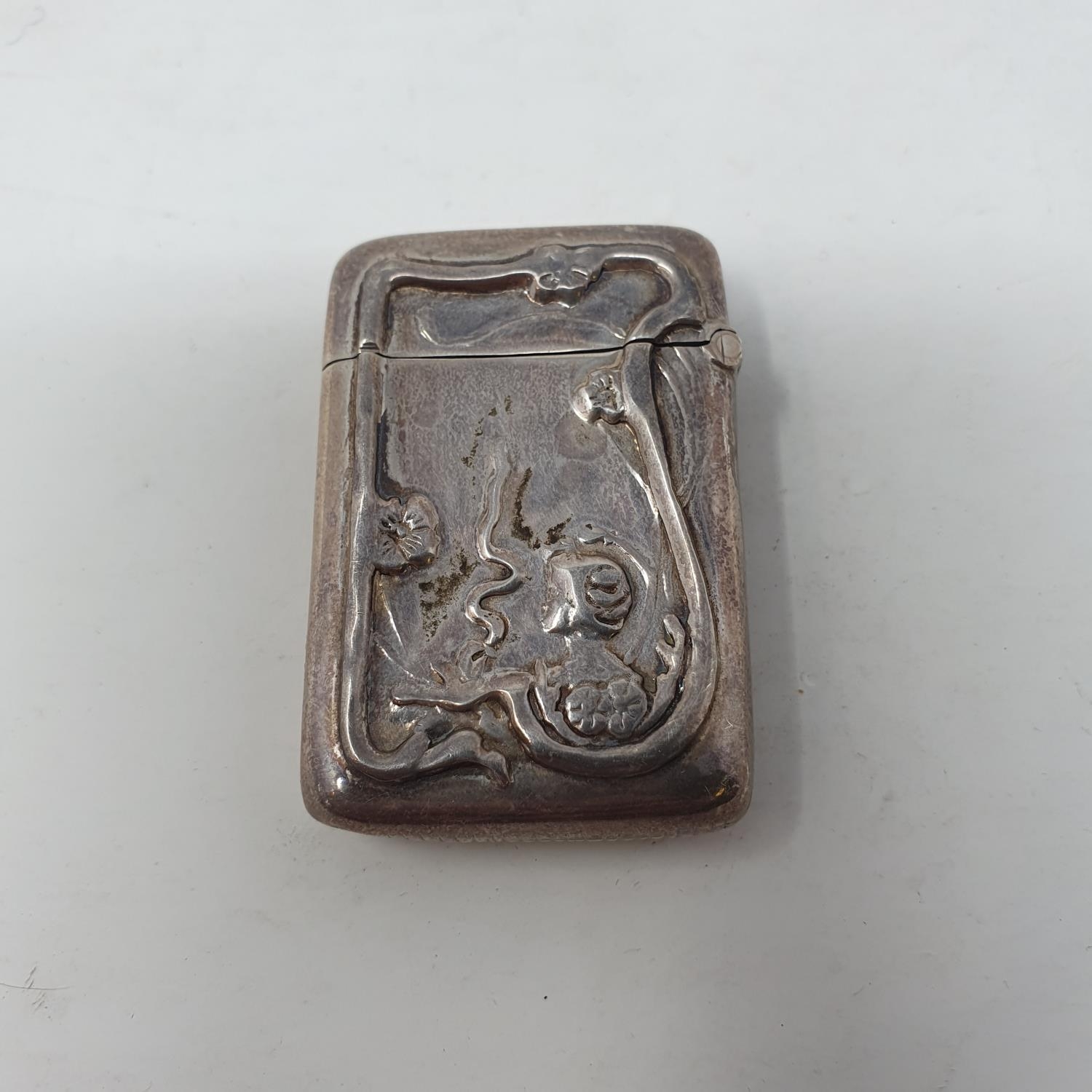 An Art Nouveau style silver vesta, import mark London 1990 In our opinion this is a later struck - Image 2 of 2