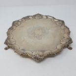 A George V silver salver, London 1910, 18.2 ozt