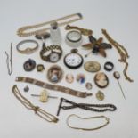 Various costume jewellery
