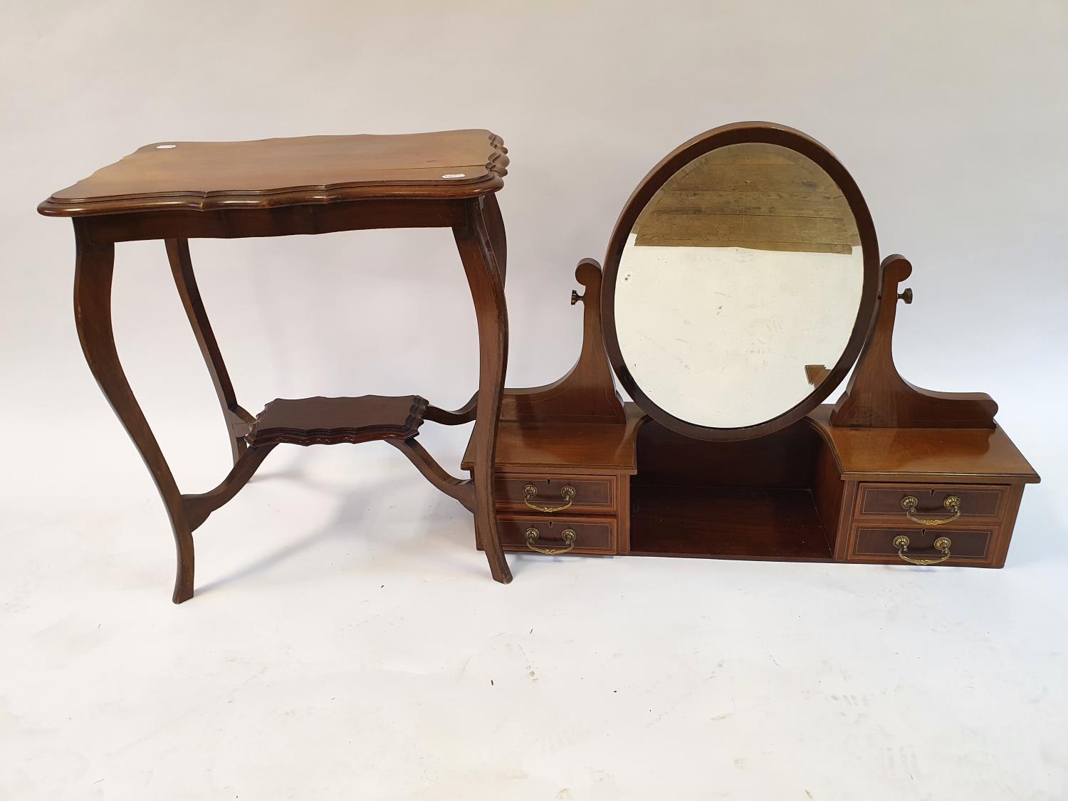 An 18th century oak gateleg table, 114 cm wide, and a walnut lamp table, 67 cm wide and a dressing - Image 3 of 7