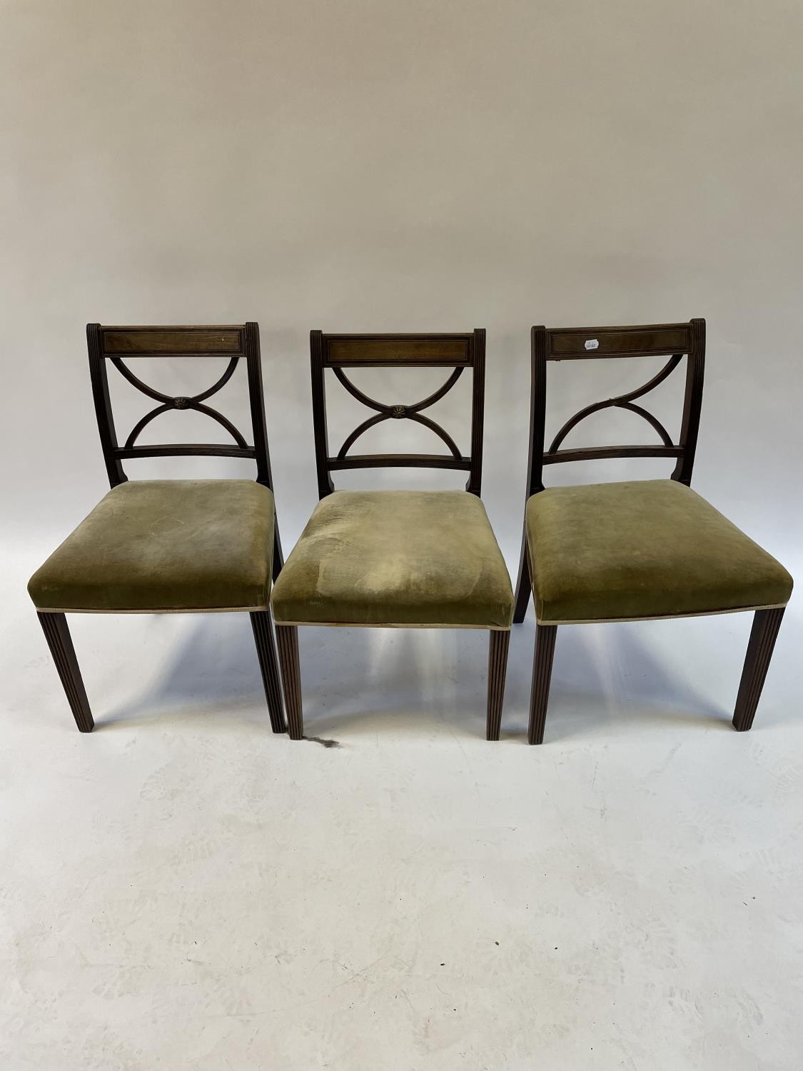 A 19th century mahogany armchair, with a drop in seat, on turned reeded tapering front legs, and six - Image 3 of 3