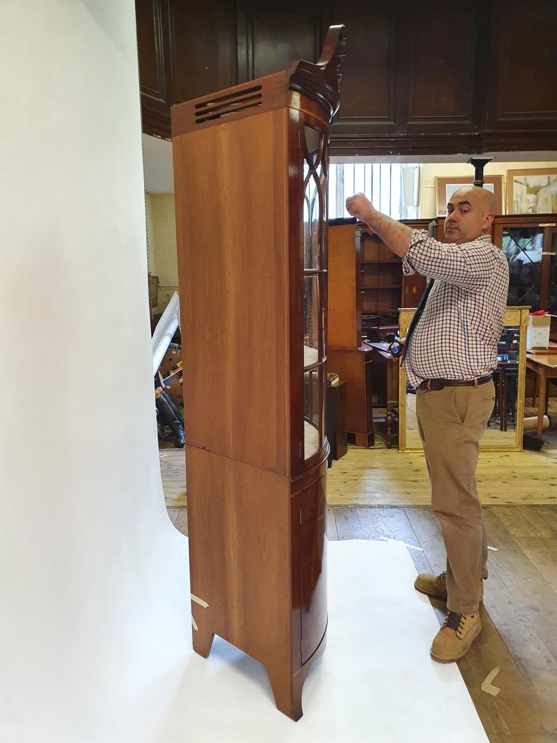 A George III style mahogany bow front free standing corner cupboard, with two glazed doors, above - Image 4 of 4