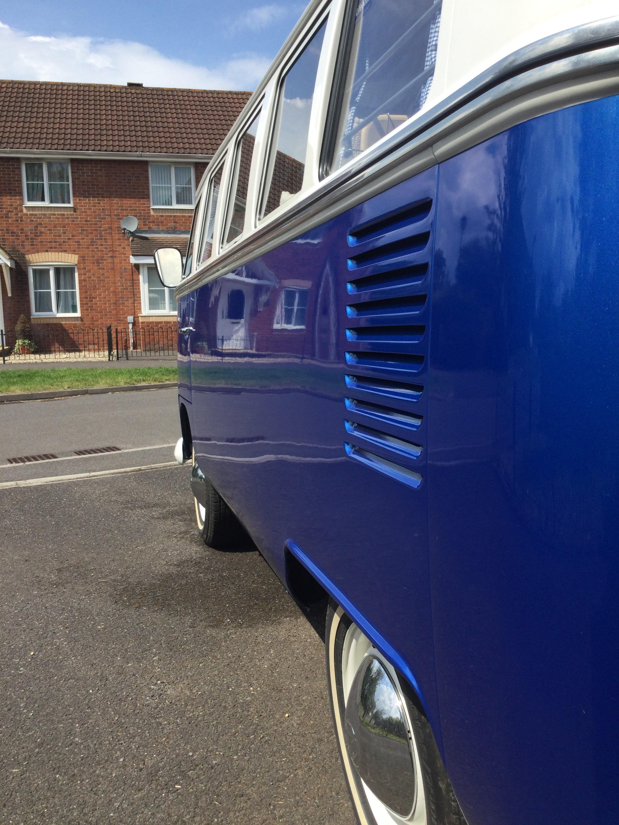 1966 VW 13 Window Deluxe Splitscreen Campervan - Image 8 of 15