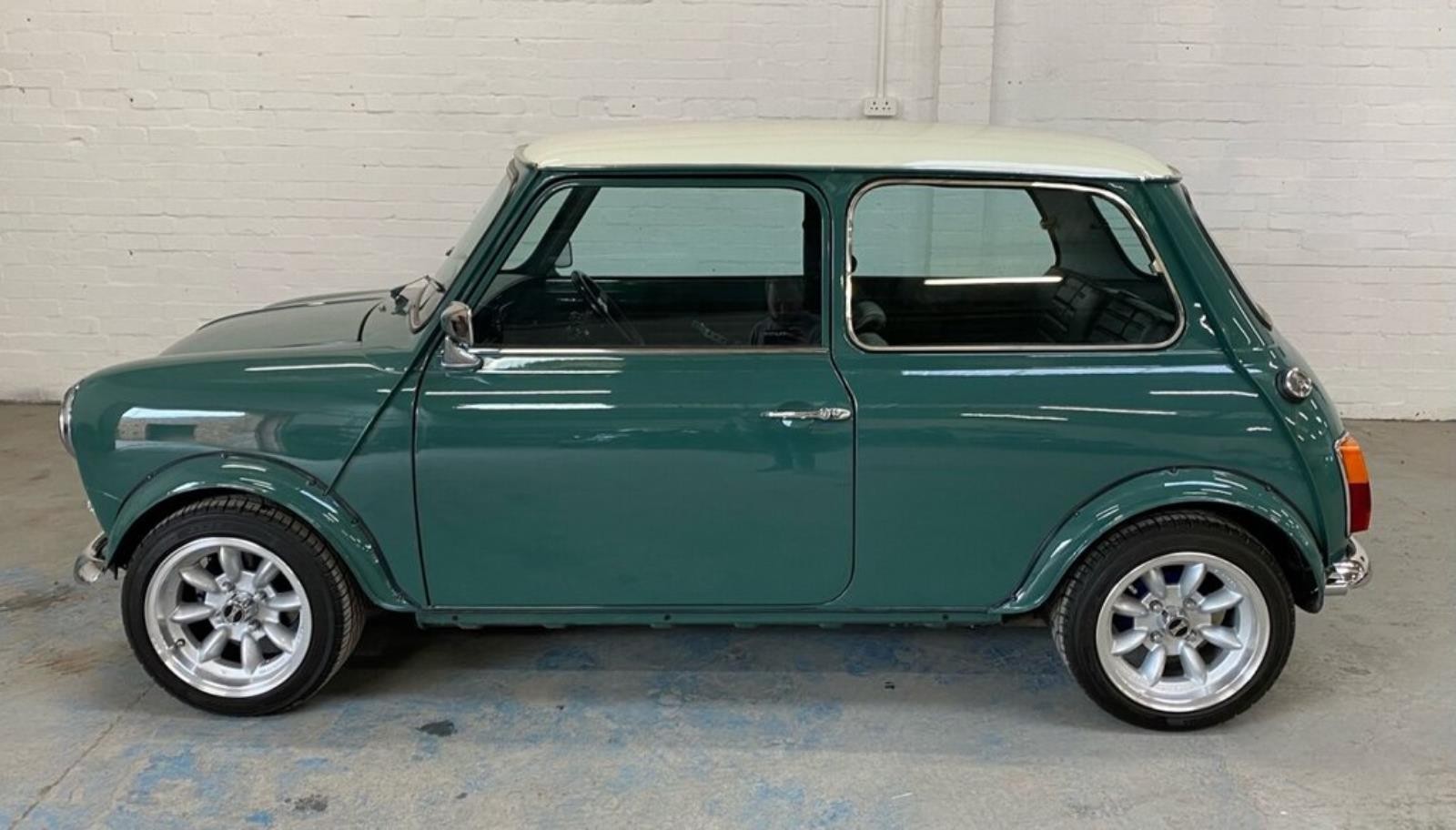 1971 Mini Cooper S Recreation Registration number KFB 656J Green with a white roof Black interior - Image 6 of 23