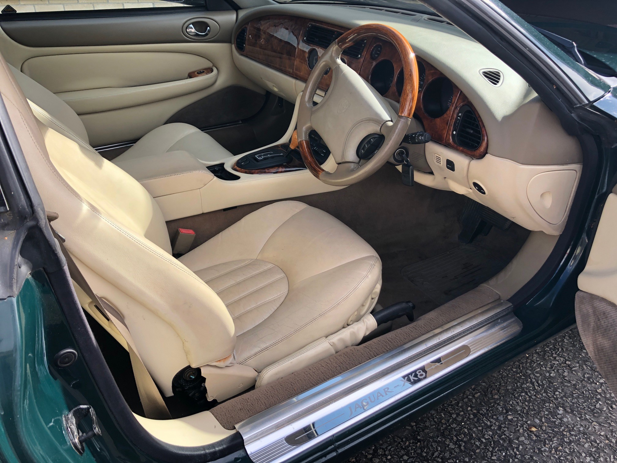 1996 Jaguar XK8 Coupe - Image 19 of 29