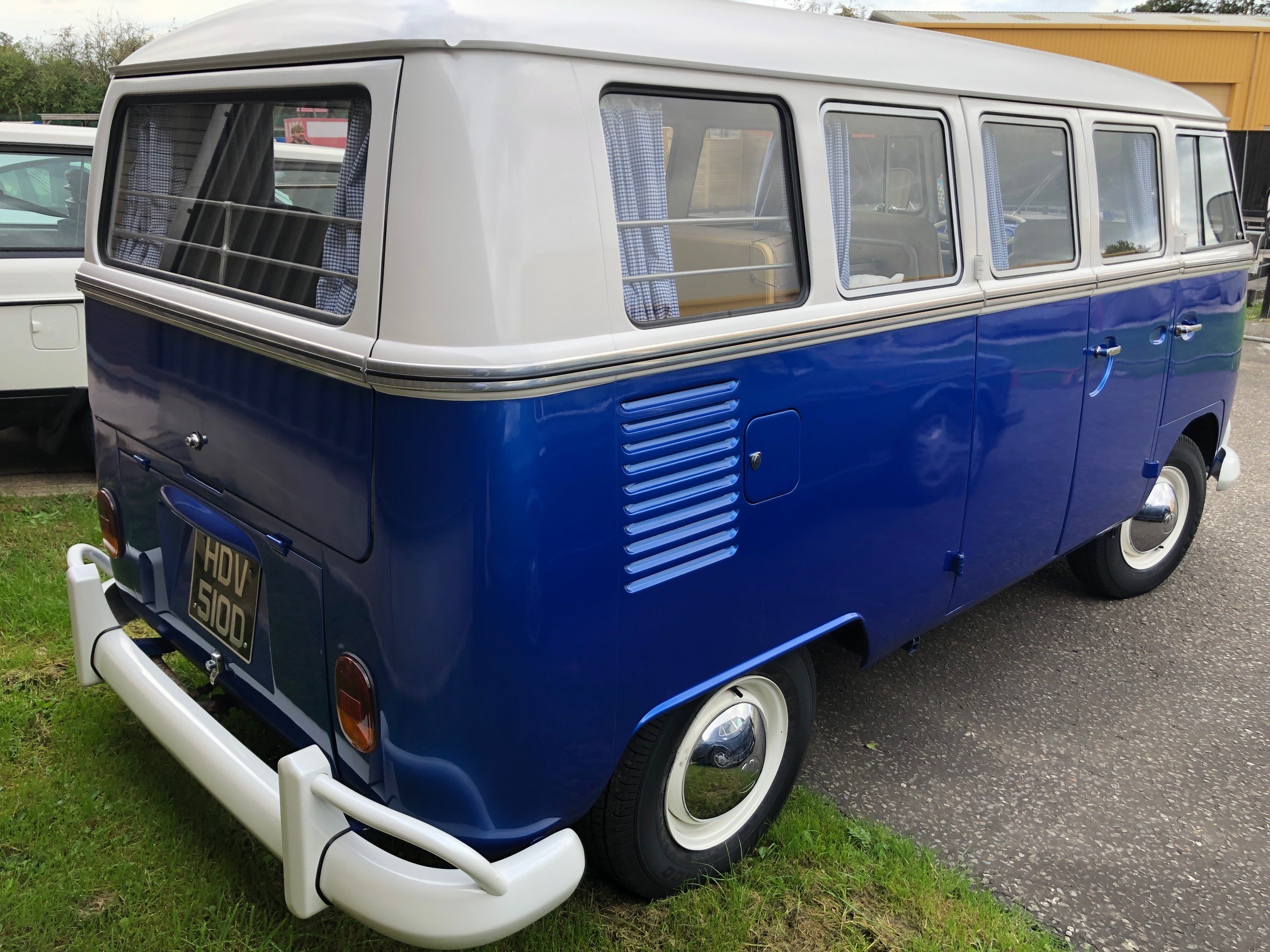 1966 VW 13 Window Deluxe Splitscreen Campervan - Image 15 of 15