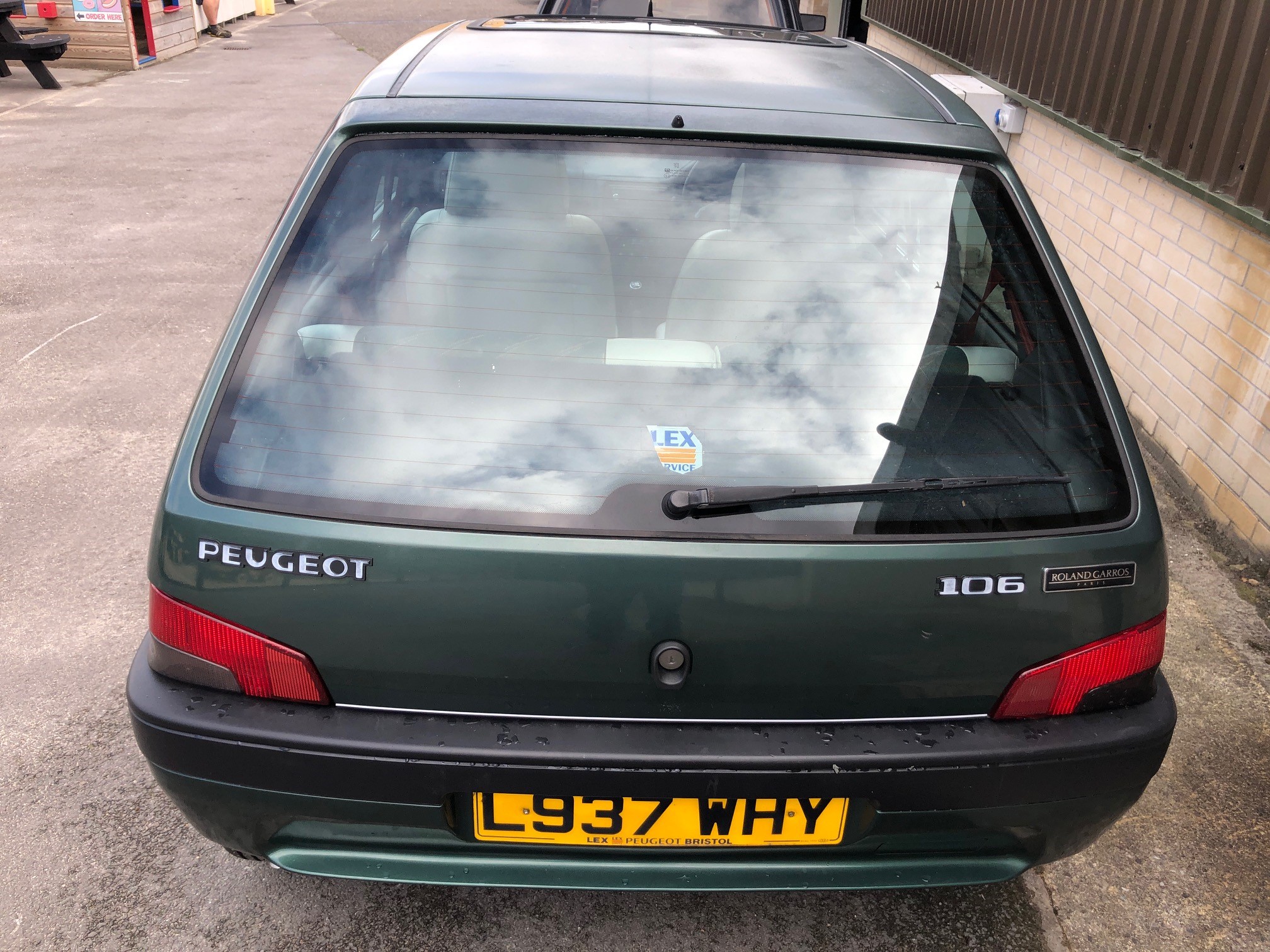 1994 Peugeot 106 Roland Garros Registration number L937 WHY Roland Garros green with half leather - Image 13 of 17