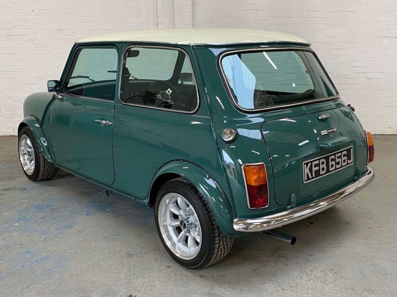 1971 Mini Cooper S Recreation Registration number KFB 656J Green with a white roof Black interior - Image 5 of 23