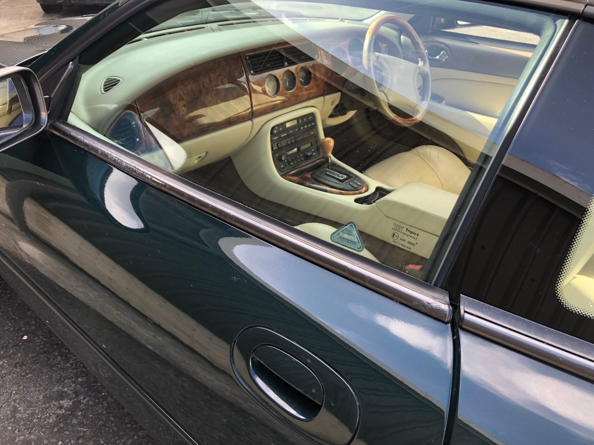 1996 Jaguar XK8 Coupe - Image 23 of 29