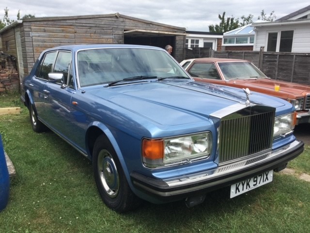 1981 Rolls-Royce Silver Spirit Registration number KYK 971X V5C MOT expires 18th October 2021 - Image 5 of 42