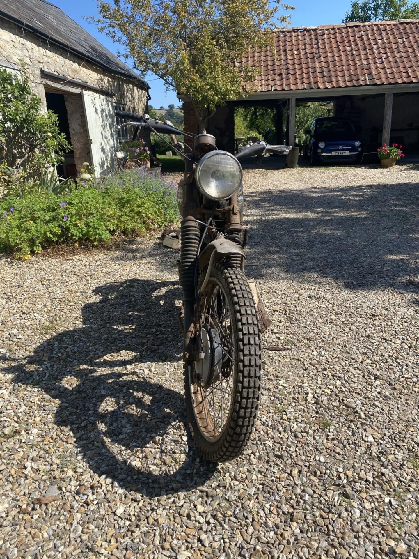 1956 Velocette Venom Scrambler Being sold without reserve Registration number KUD 151 Frame number - Image 4 of 10