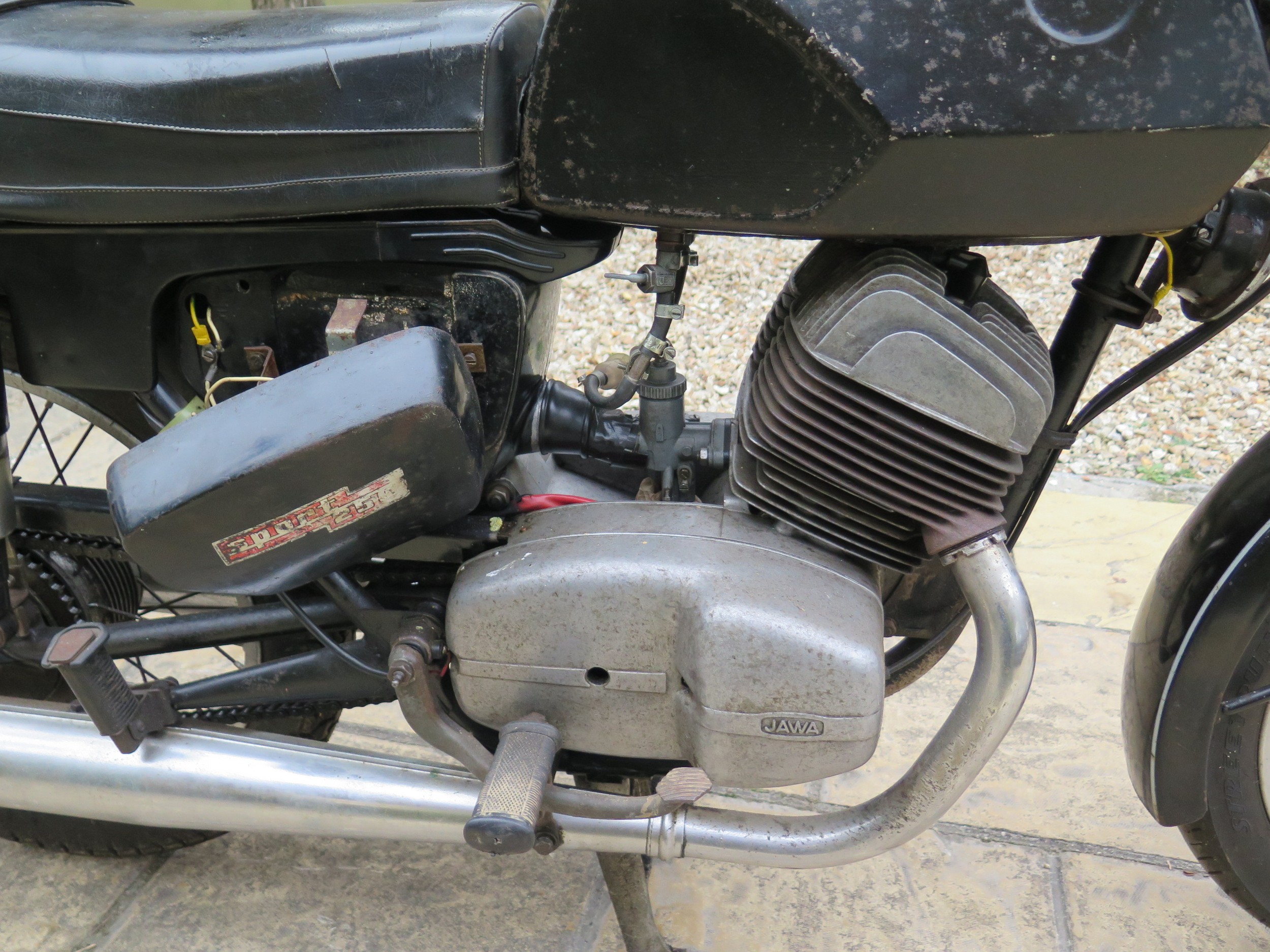 1976 CZ 250 Being sold without reserve Registration number PKM 669R Frame number 001374 Engine - Image 8 of 9