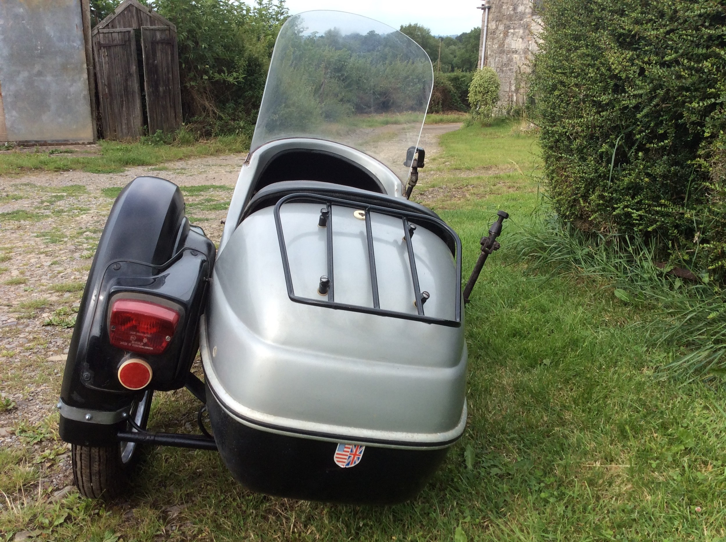 Velorex sidecar model 562, previously fitted to a BSA Thunderbolt and in good condition - Image 3 of 3