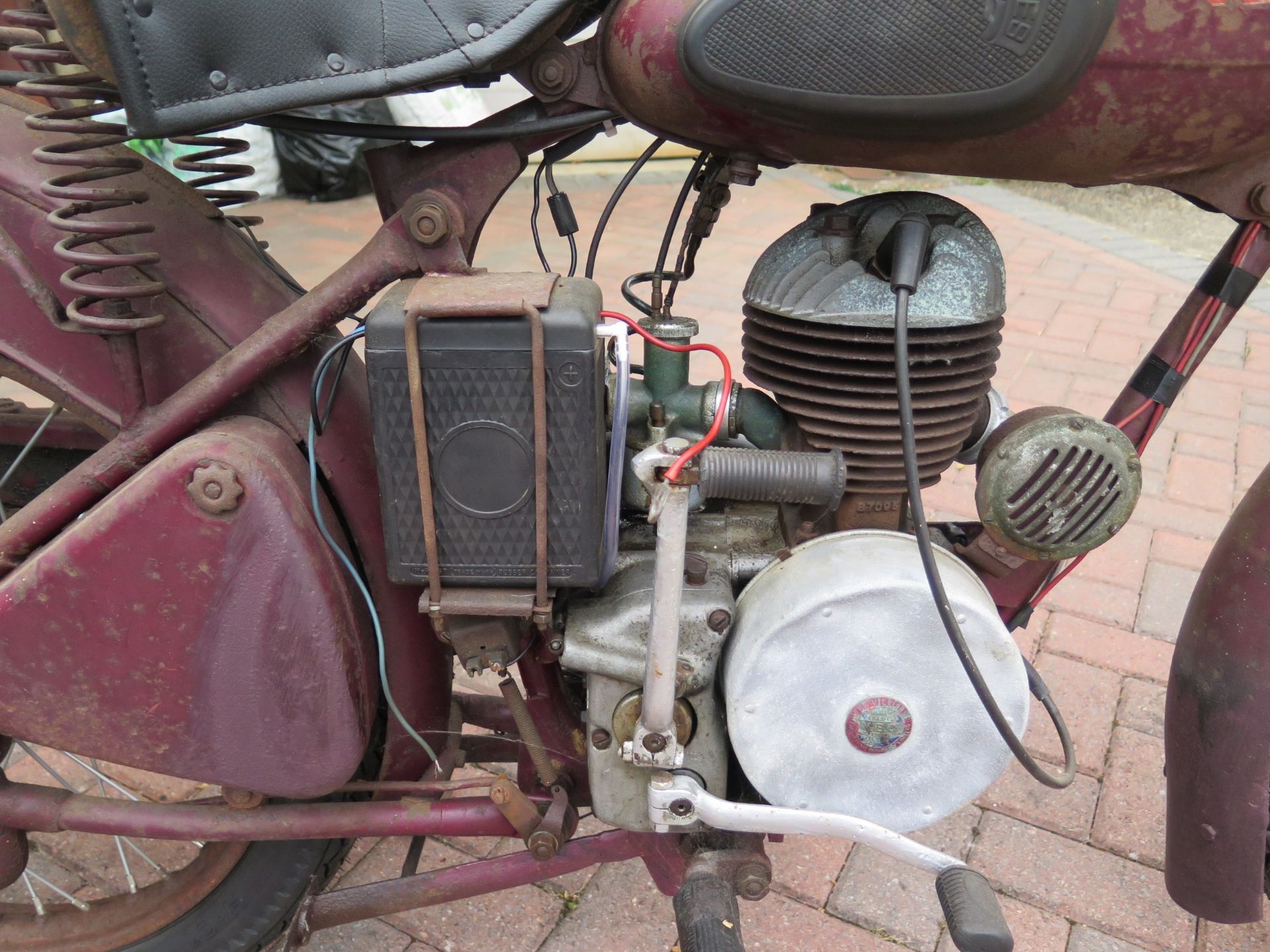 1952 James Captain de luxe Registration number HUN 776 Frame number AS 001097 Engine number 230? - Image 8 of 9