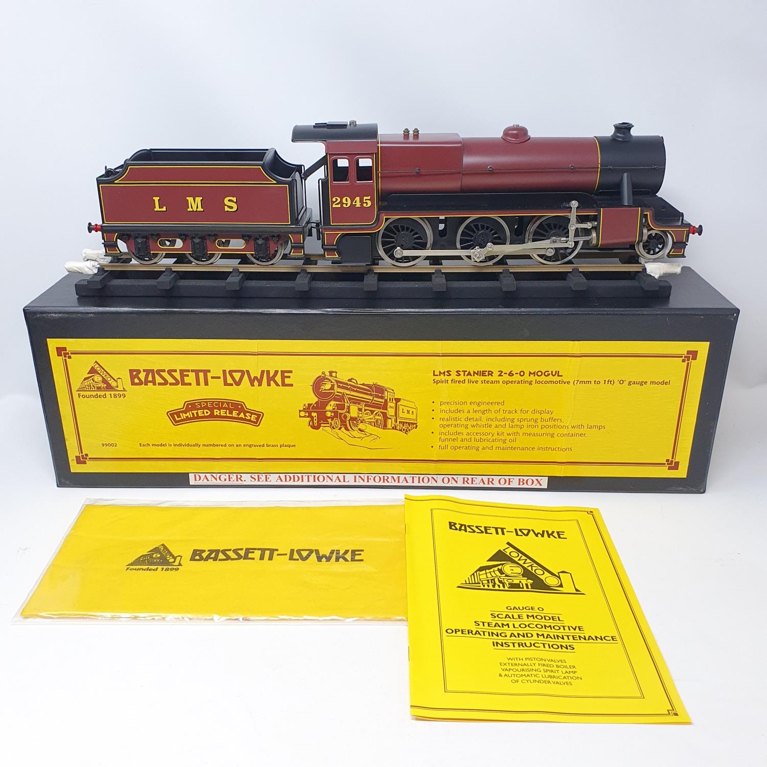 A Bassett-Lowke O gauge 2-6-0 locomotive and tender, in LMS livery, boxed