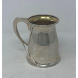 An Australian style silver mug, 13 cm high 0.5 ozt