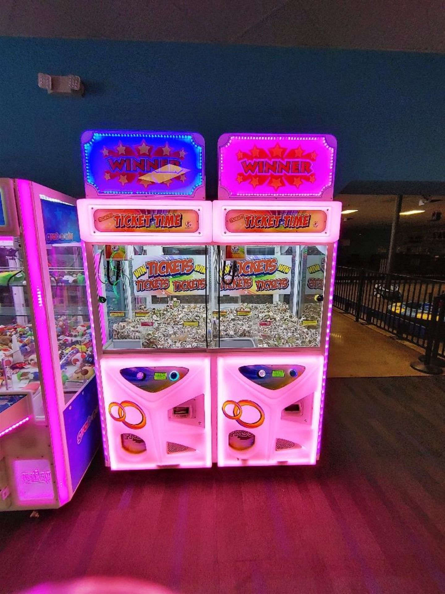 SMART INDUSTRIES SMART TICKET TIME PRIZE ARCADE GAME