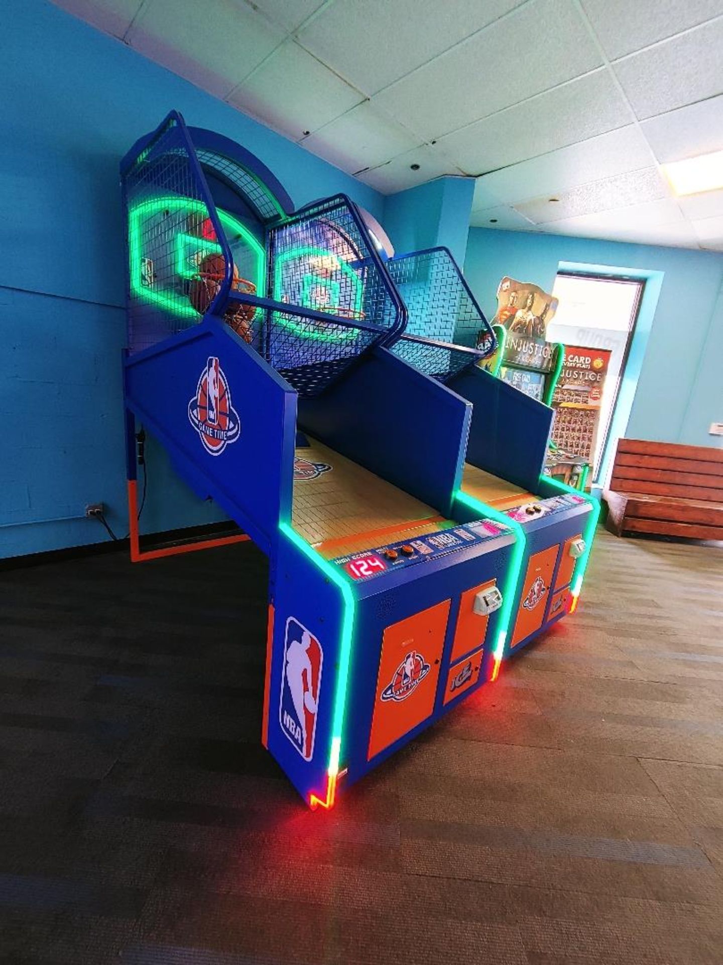 ICE NBA GAMETIME 2 PLAYER BASKETBALL ARCADE GAME - Bild 2 aus 8