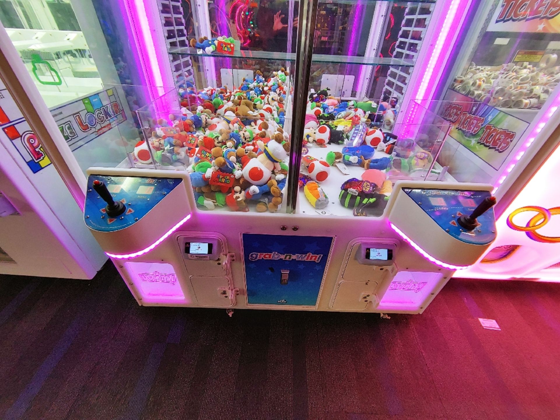 ICE GRAB-N-WIN PRIZE ARCADE GAME - Image 5 of 5