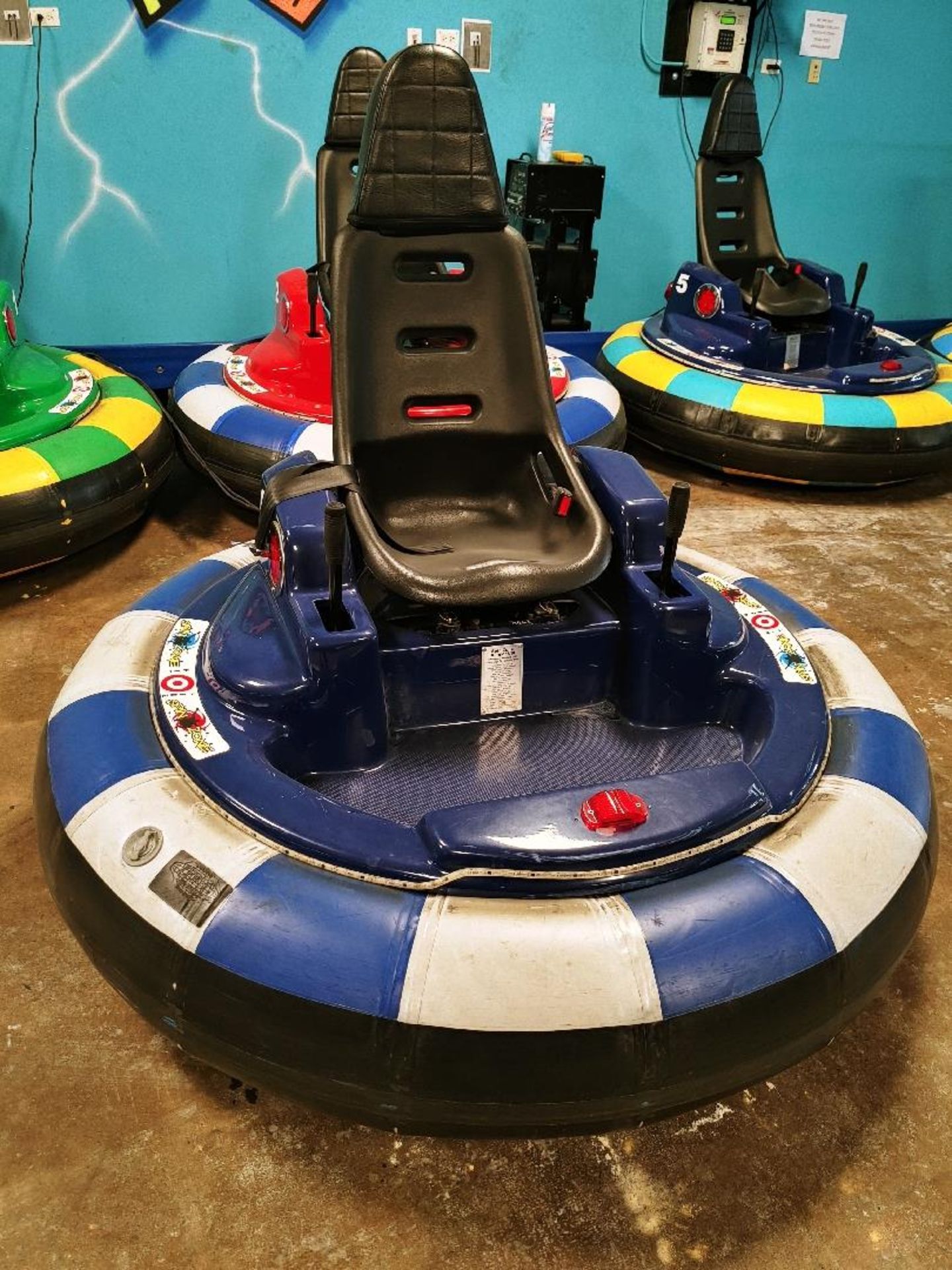 AMUSEMENT PRODUCTS LLC SPIN ZONE BUMPER CARS DESIGNED FOR AGES FIVE YEARS AND OLDER TO DRIVE, A PAS - Image 9 of 30