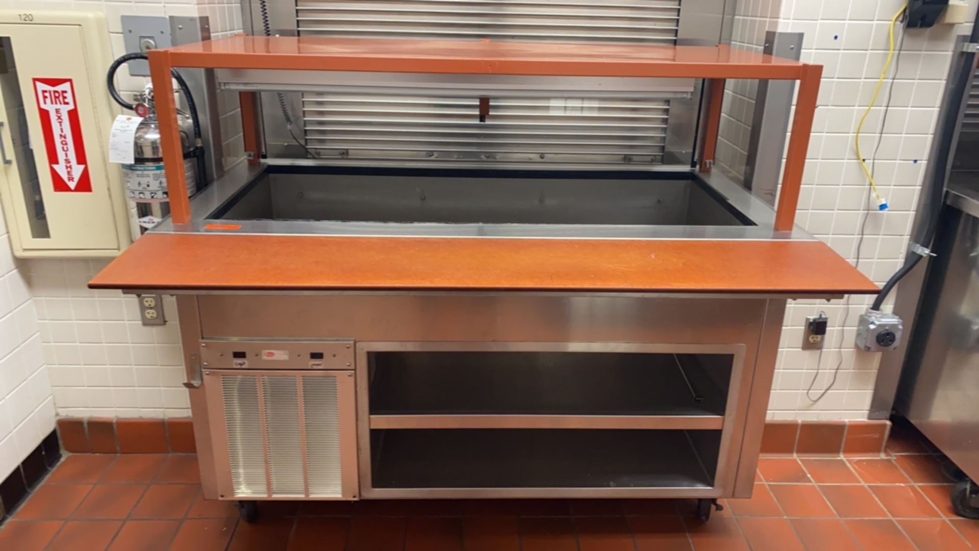 DELFIELD SCSC-60-B REFRIGERATED COLD PAN SERVING COUNTER WITH UNDERSTORAGE