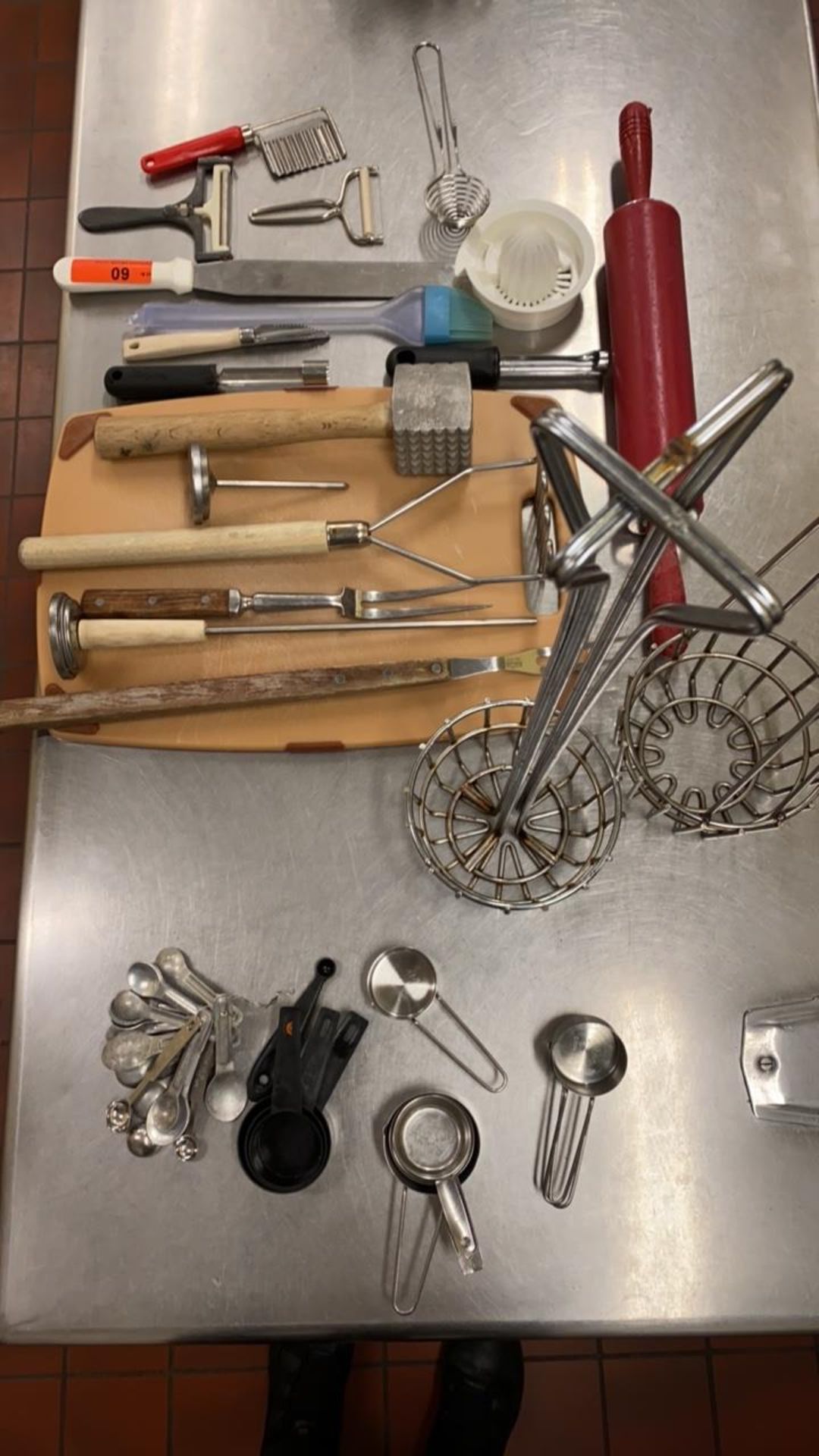 LOT OF ASSORTED PREP TOOLS