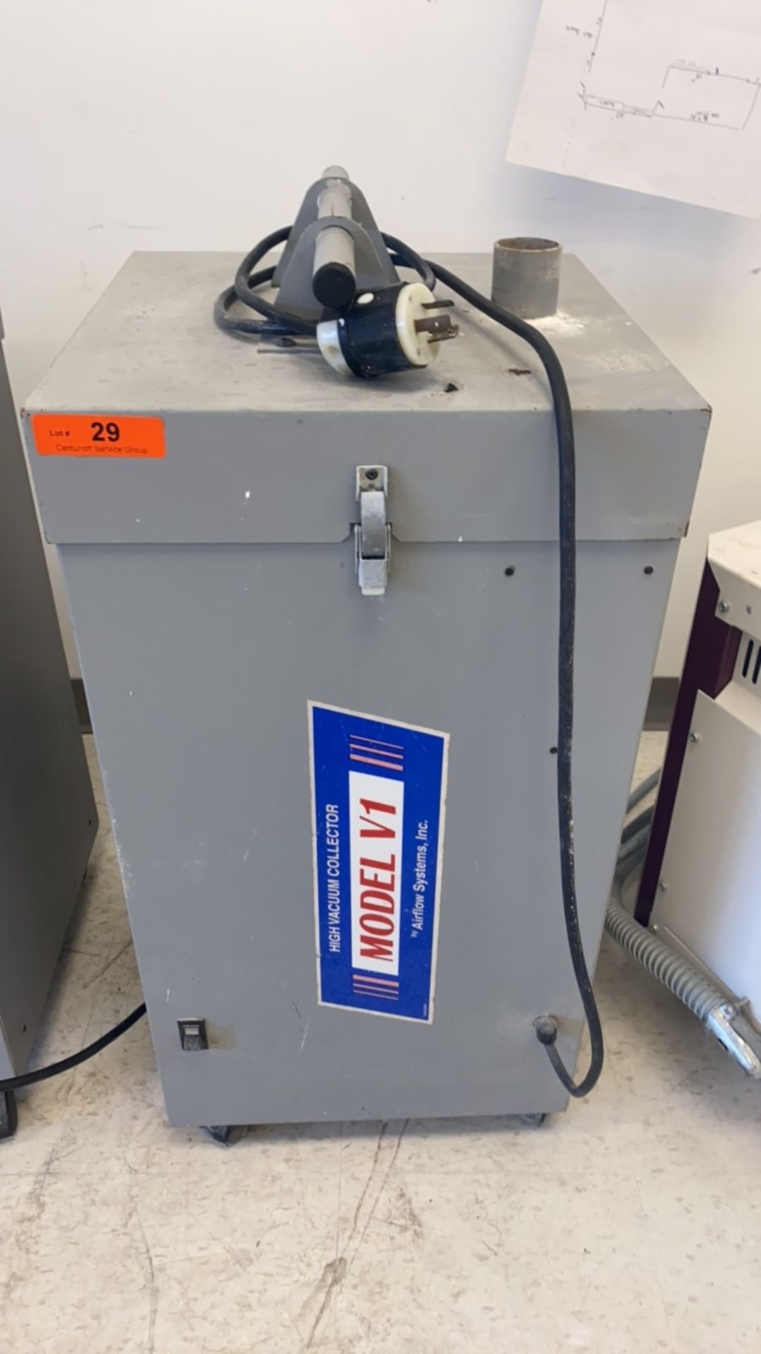 AIRFLOW SYSTEMS INC. MODEL V1 VACUUM COLLECTOR