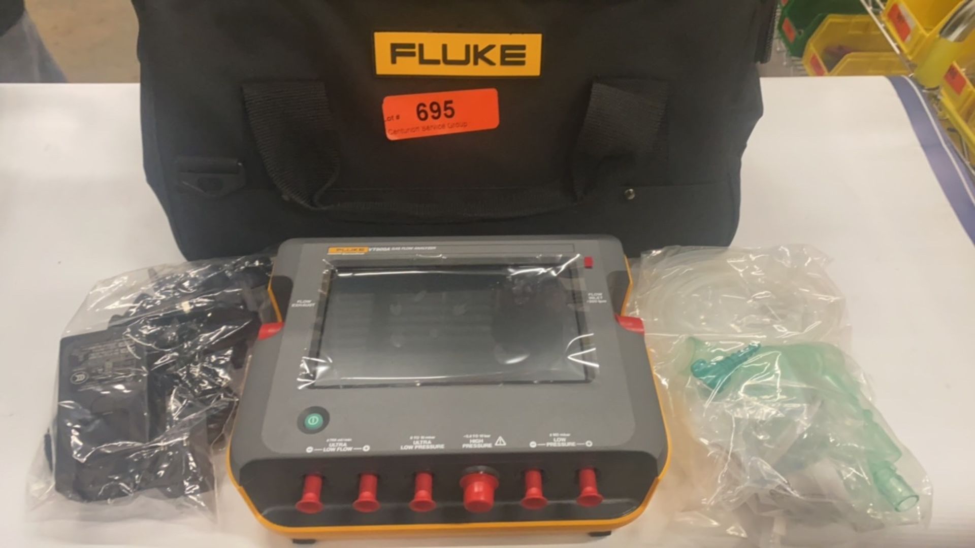 FLUKE VT900A GAS FLOW ANALYZER WITH BAG (NEW) - Bild 2 aus 8
