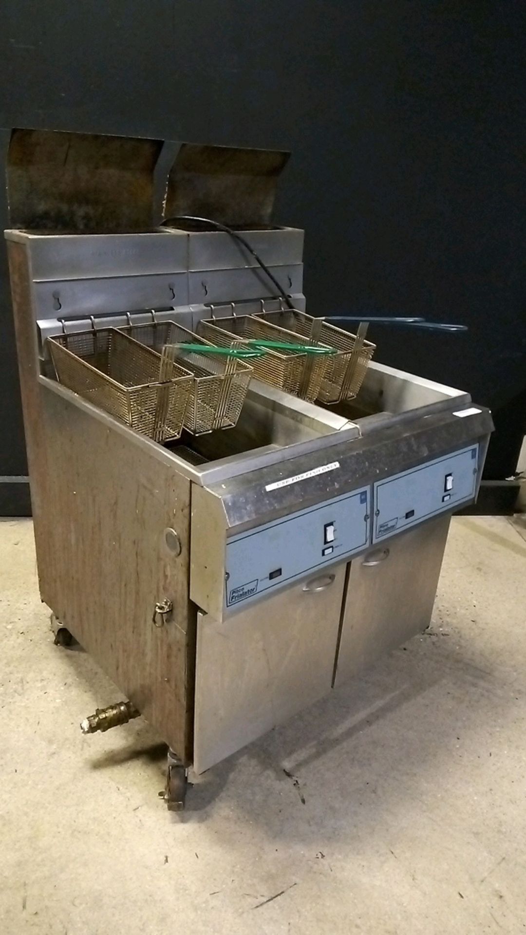 PITCO FRIALATOR DUAL STATION DEEP FRYER - Image 2 of 3