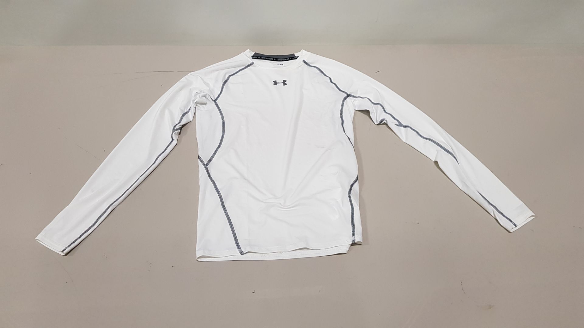 10 X BRAND NEW MENS UNDER ARMOUR LONG SLEEVED SHIRT SIZE XL