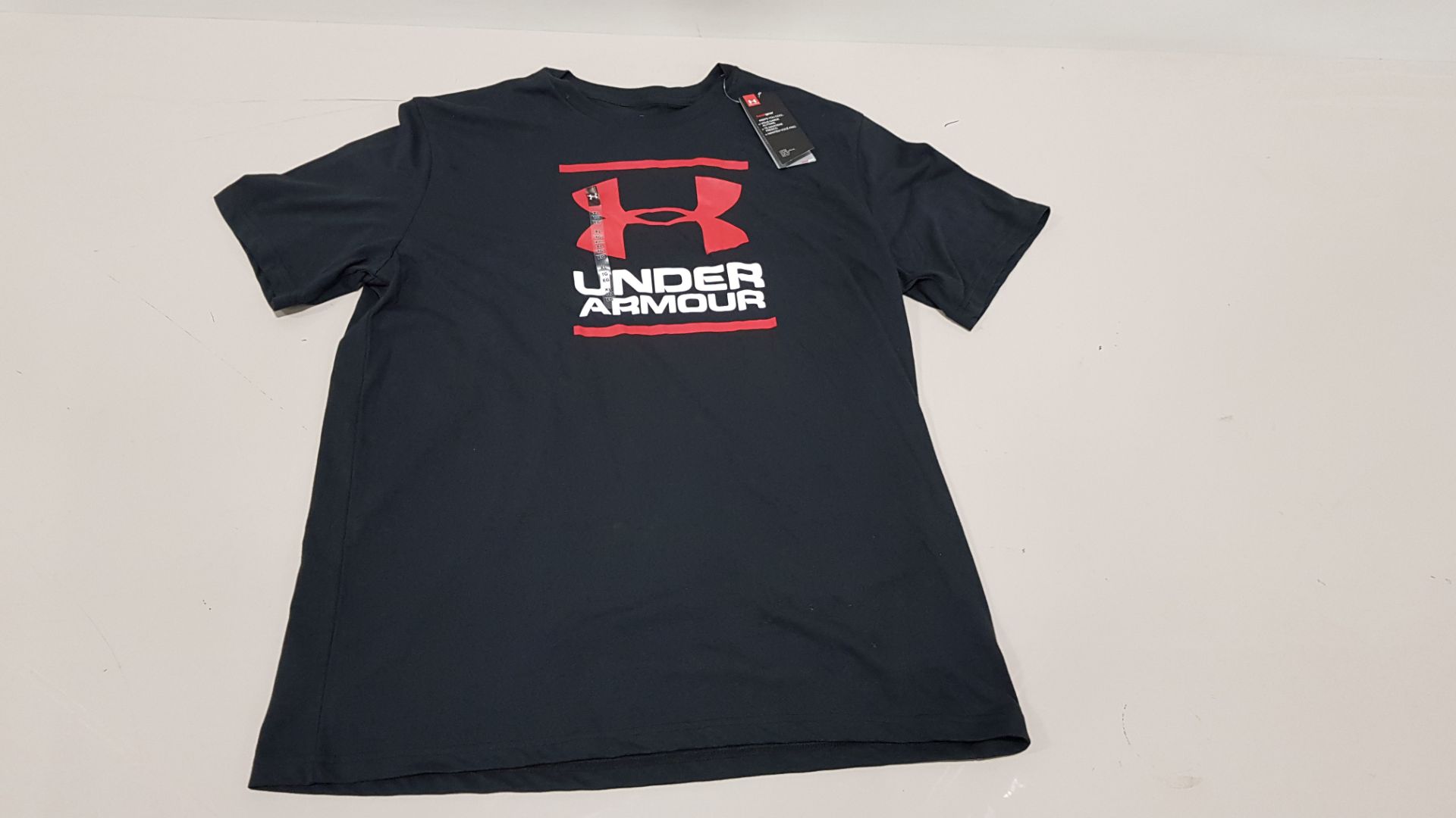 10 X BRAND NEW UNDER ARMOUR BLACK T-SHIRT UK SIZE XL