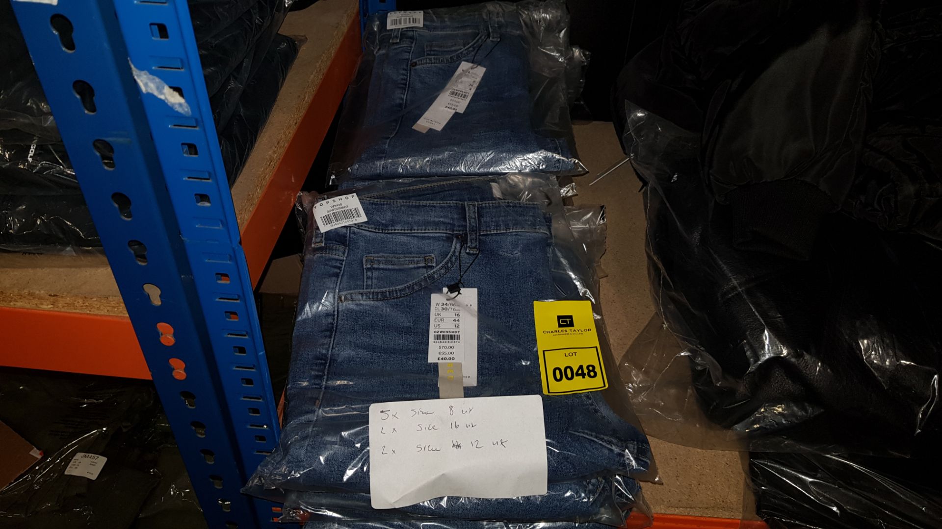 9 X BRAND NEW TOPSHOP JEANS IN VARIOUS STYLES AND SIZES IE 5 X SIZE 8 UK, 2 X SIZE 16 UK AND 2 X