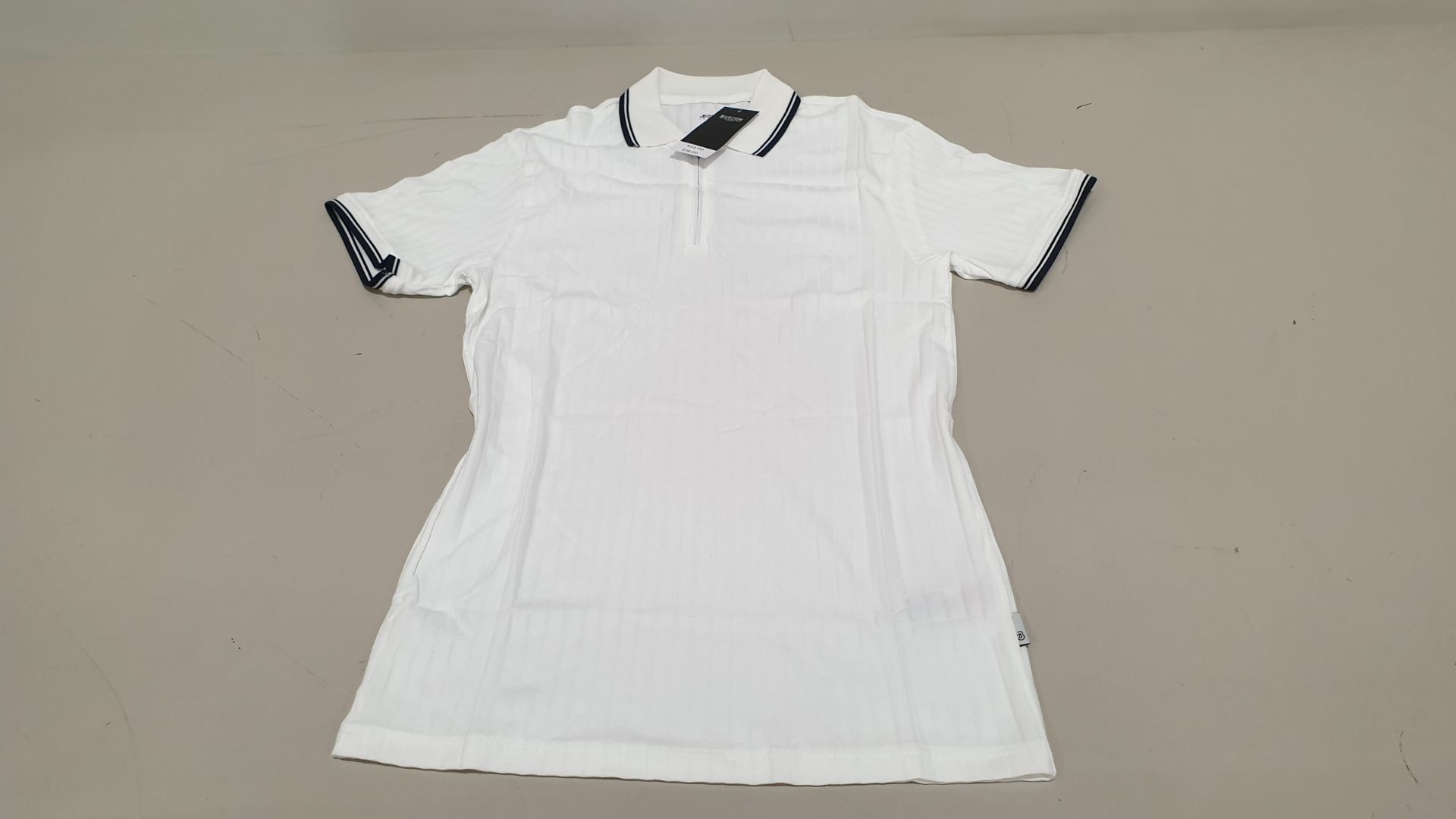 22 X BRAND NEW BURTON MENSWEAR SHIRT SIZE MEDIUM TOTAL RRP £396.00