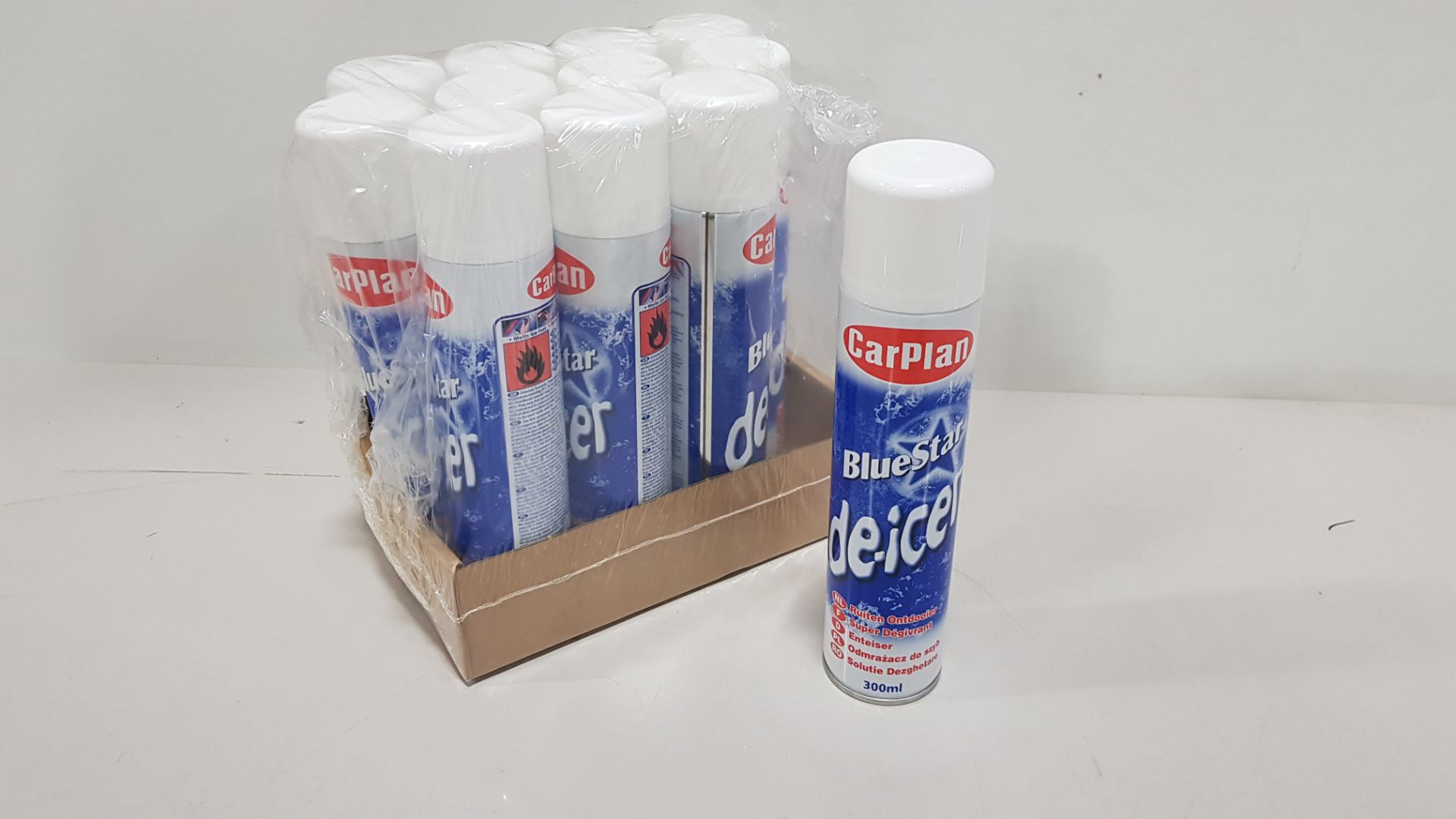 144 X BLUESTAR DE-ICER IN 12 PACKS 300ML