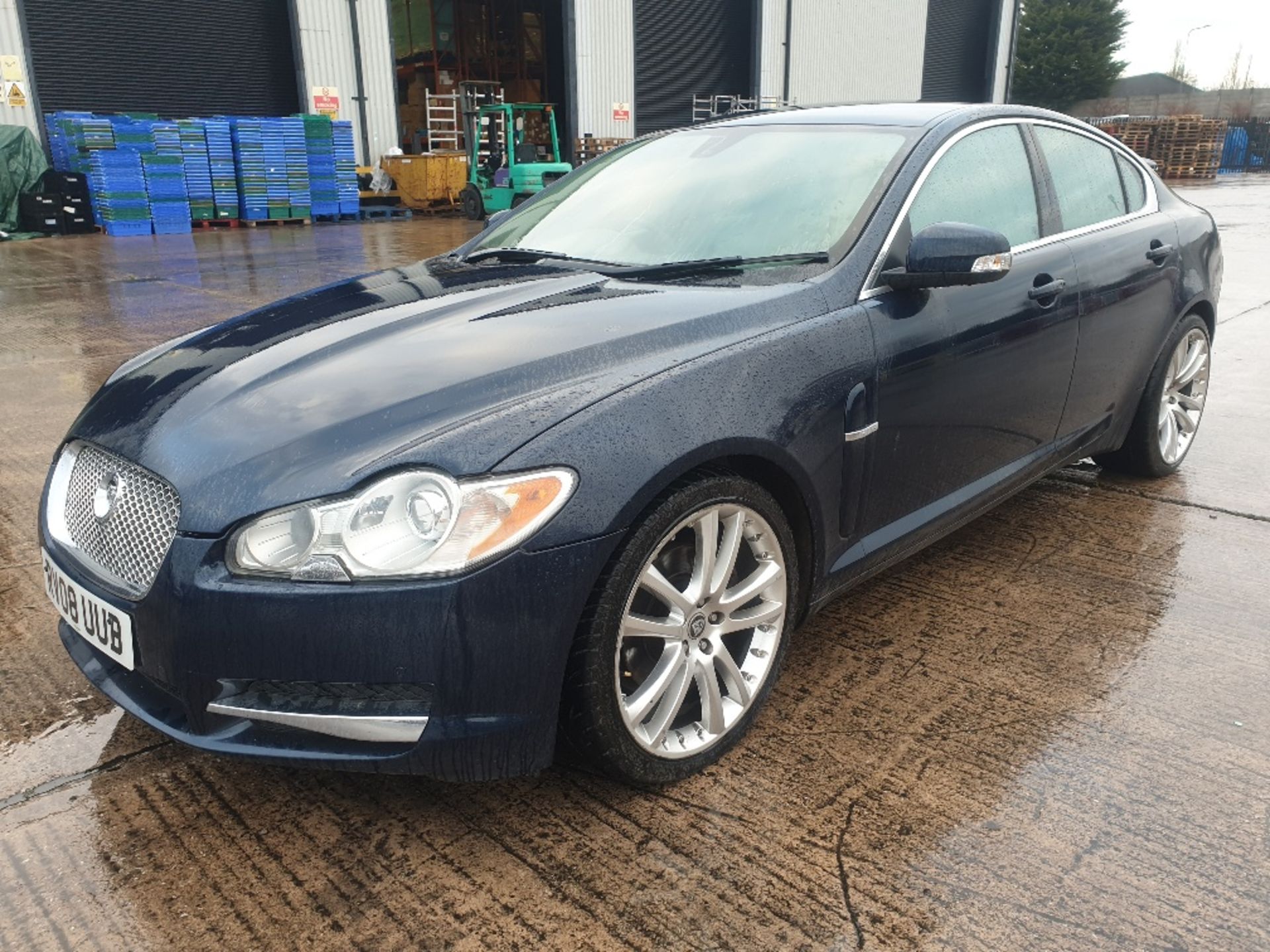 BLUE JAGUAR XF PREMIUM LUXURY D V6 A. ( DIESEL ) Reg : RV08UUB Mileage : 152395 Details: WITH 1 KEY. - Image 4 of 7