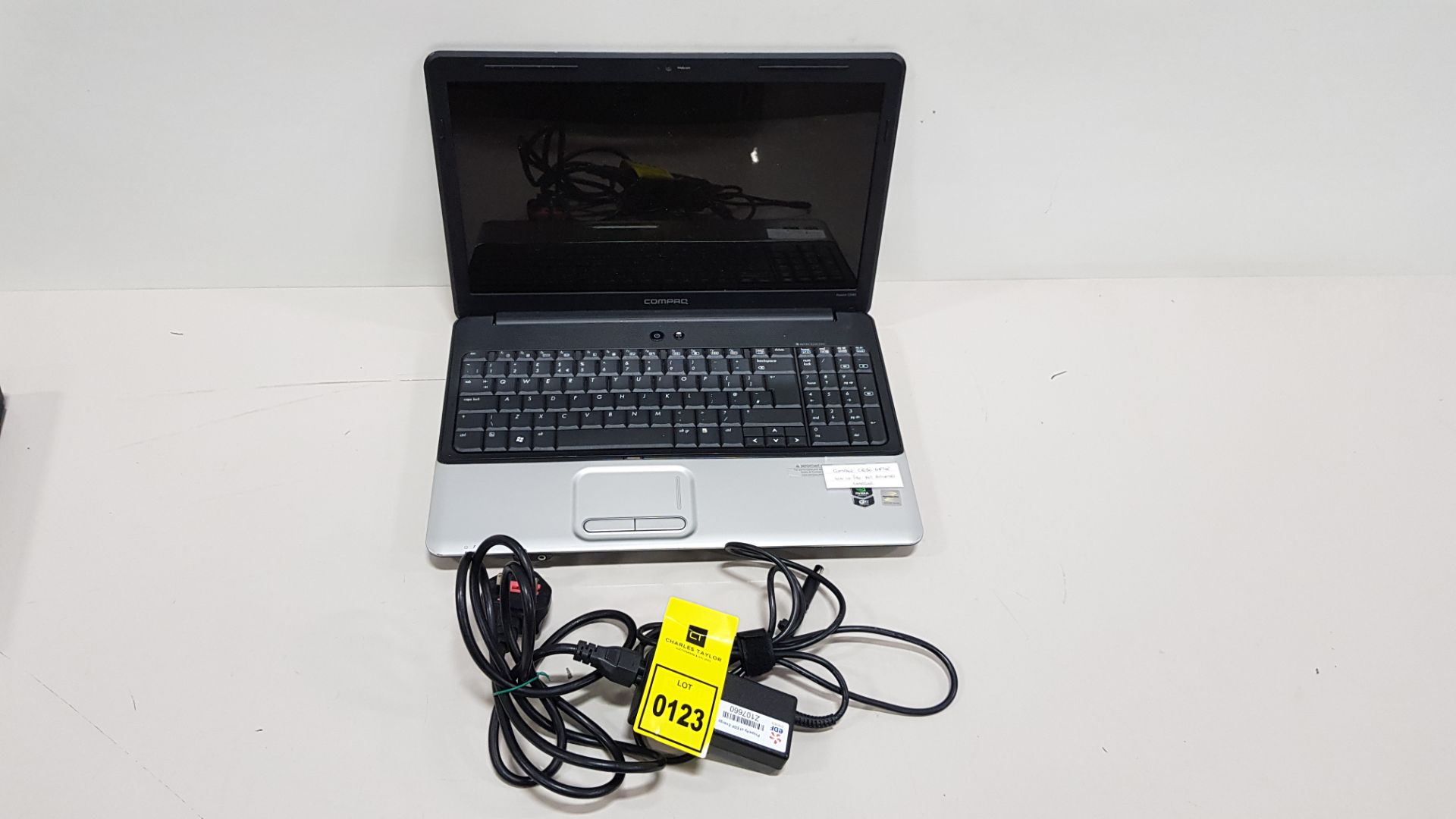 COMPAQ CQ60 LAPTOP WINDOWS 10 PRO NOT ACTIVATED - WITH CHARGER