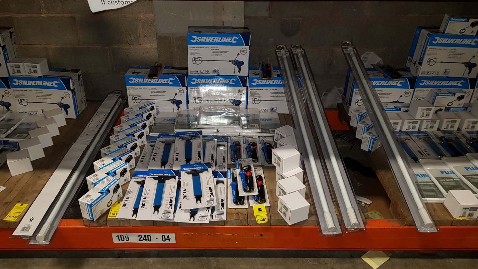 50+ PIECE MIXED TOOL LOT CONTAINING 4 X SILVERLINE DIY 850W PLASTER MIXER 120MM, 8 X SILVERLINE MINI