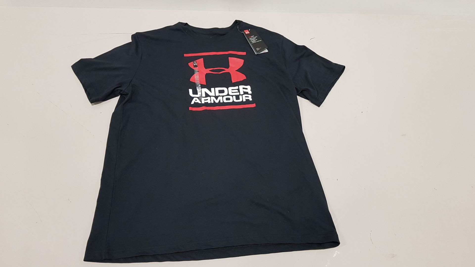 10 X BRAND NEW UNDER ARMOUR BLACK T-SHIRT UK SIZE XL