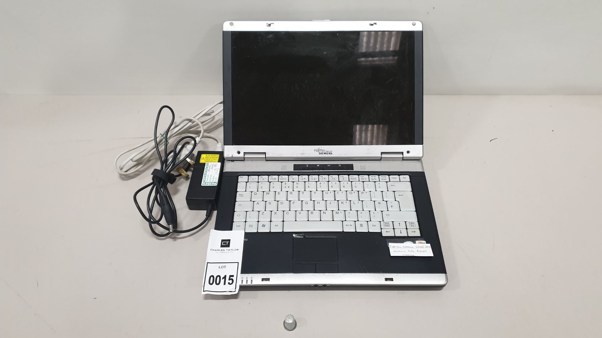 FUJITSU SIEMENS V3405 LAPTOP WINDOWS VISTA BUSINESS INCLUDES CHARGER