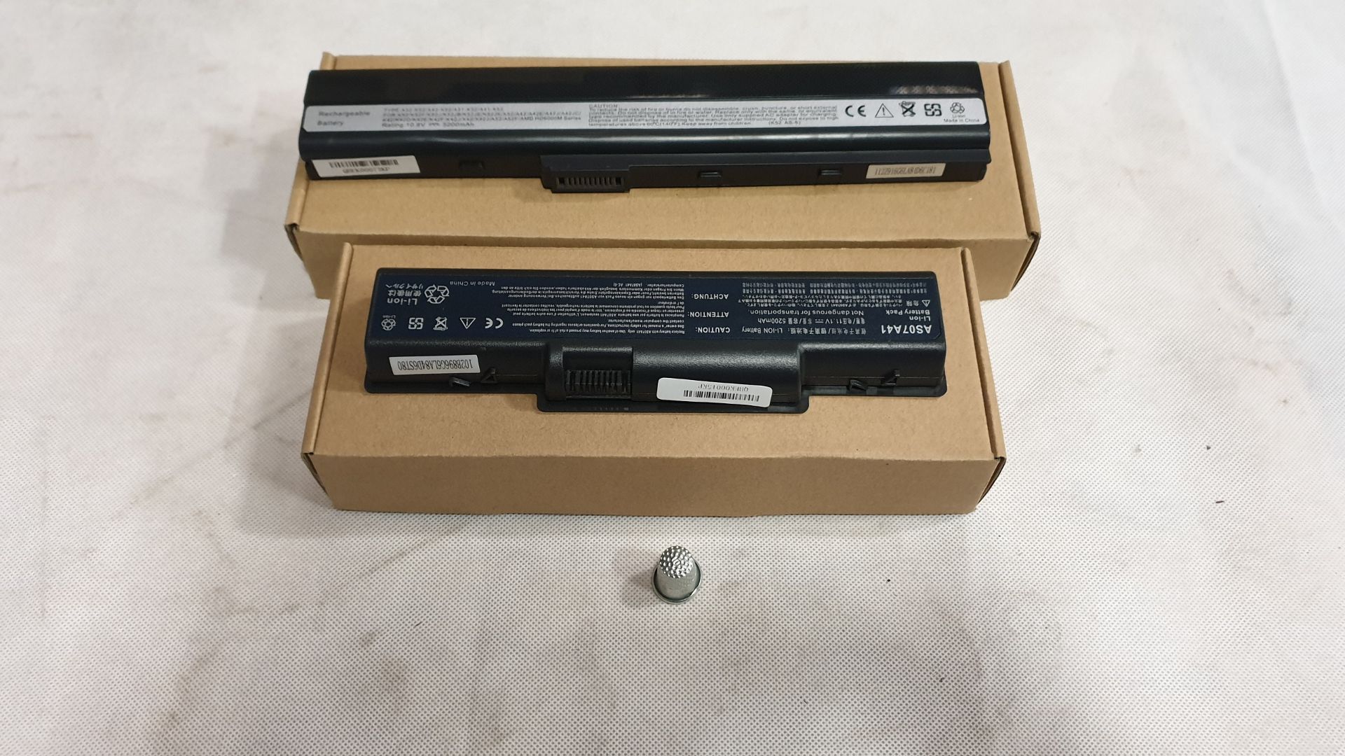 36 X ASSORTED LAPTOP BATTERIES - QBEK00074KP, QBEK00015KP AND QBEK00292_94_UK