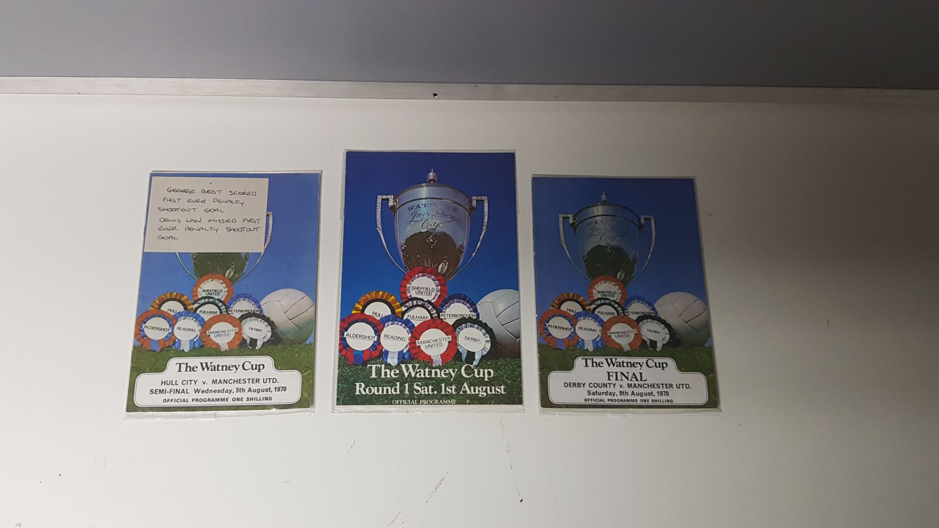 *3 X OFFICIAL MANCHESTER UNITED WATNEY CUP PROGRAMMES TO INCLUDE - (FIRST ROUND MANCHESTER UNITED VS - Image 2 of 2