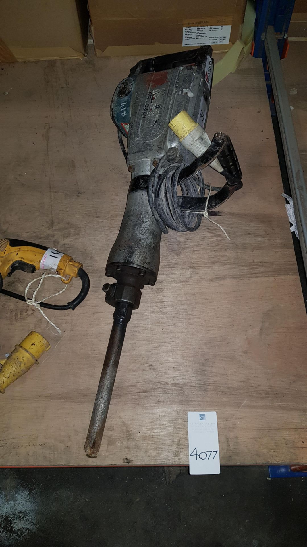 1 X MAKITA JACK HAMMER