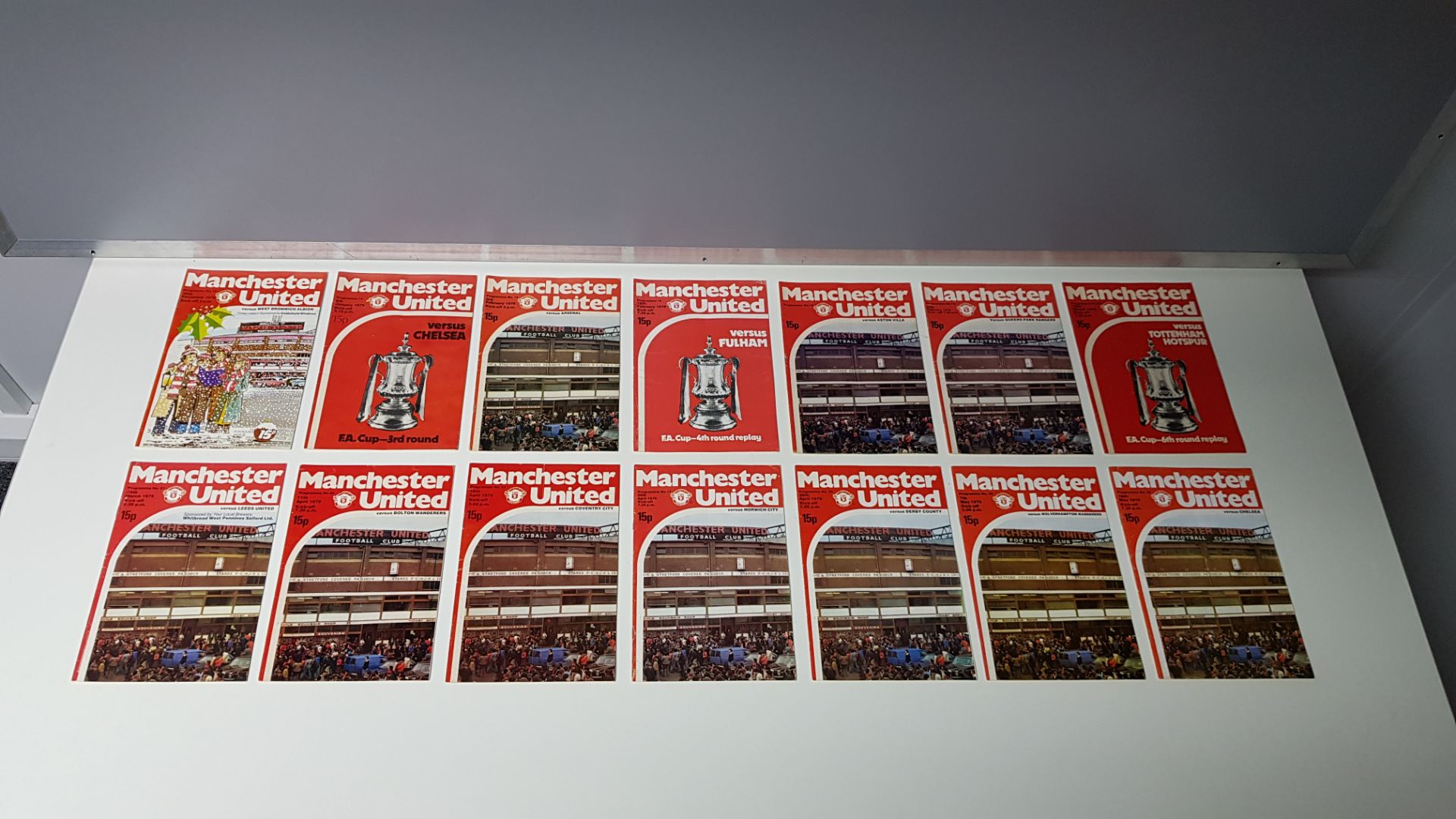 COMPLETE COLLECTION OF MANCHESTER UNITED HOME GAME PROGRAMMES FROM THE 1978/1979 SEASON. RANGING - Image 3 of 3