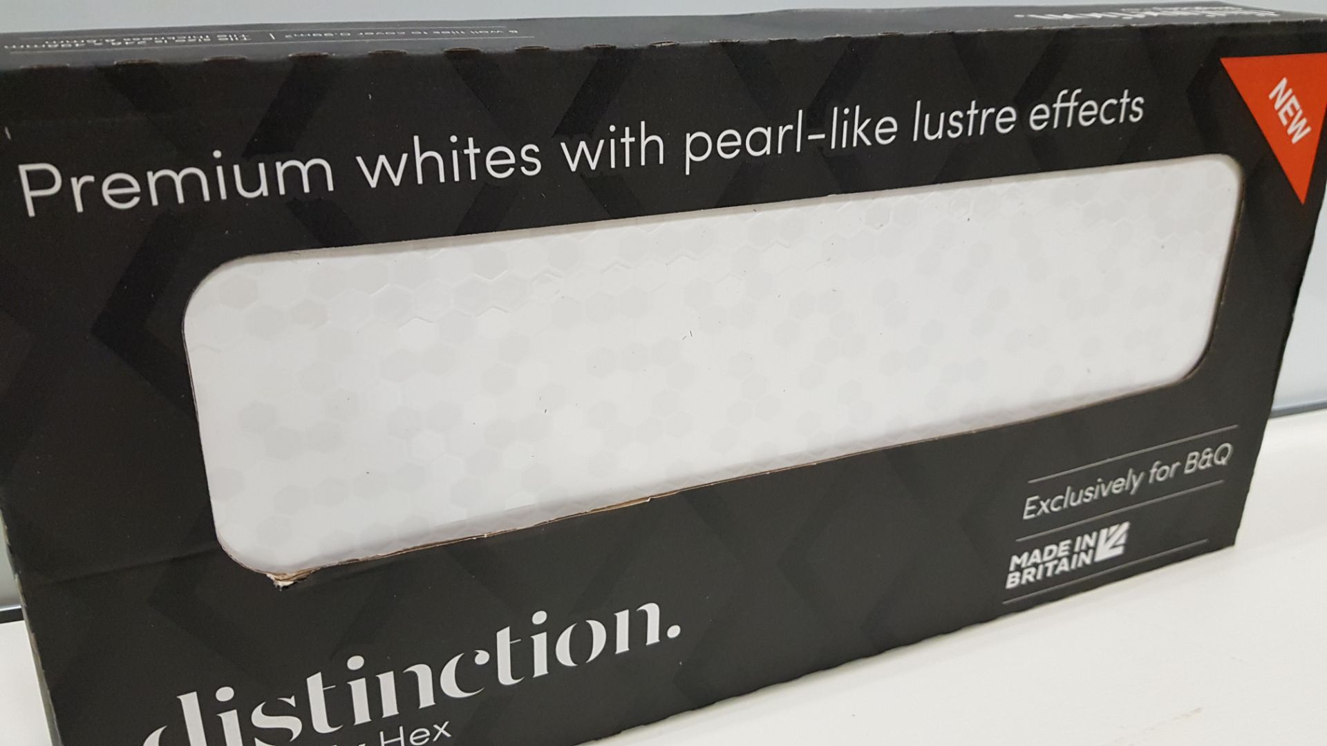 50 X PACKS OF 8 DISTINCTION SIMPLICITY HEX PREMIUM WHITES WITH PEARL - LIKE LUSTRE EFFECT (248 X