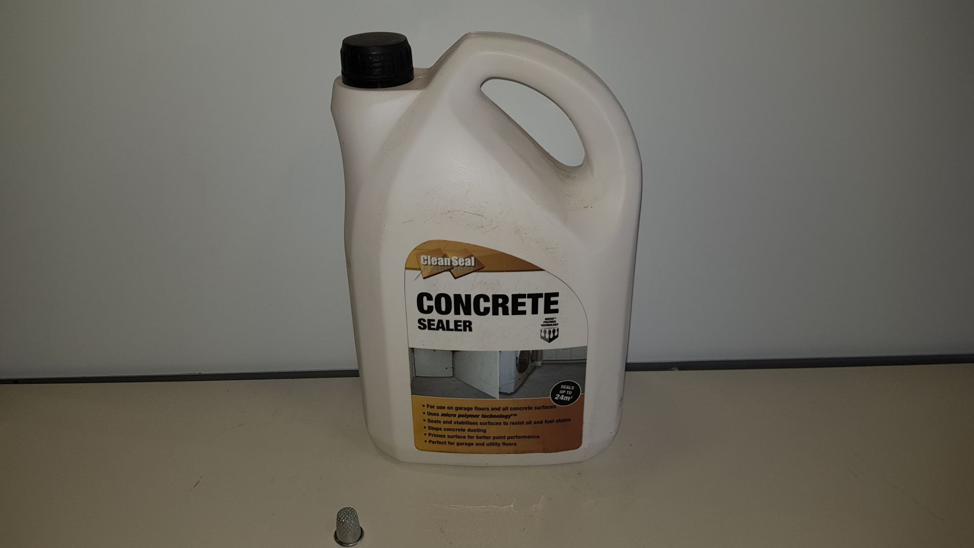 144 X BRAND NEW CLEAN SEAL CONCRETE SEALER (4L) ON A PALLET (PLEASE NOTE SOME BOXES ARE DAMAGED)