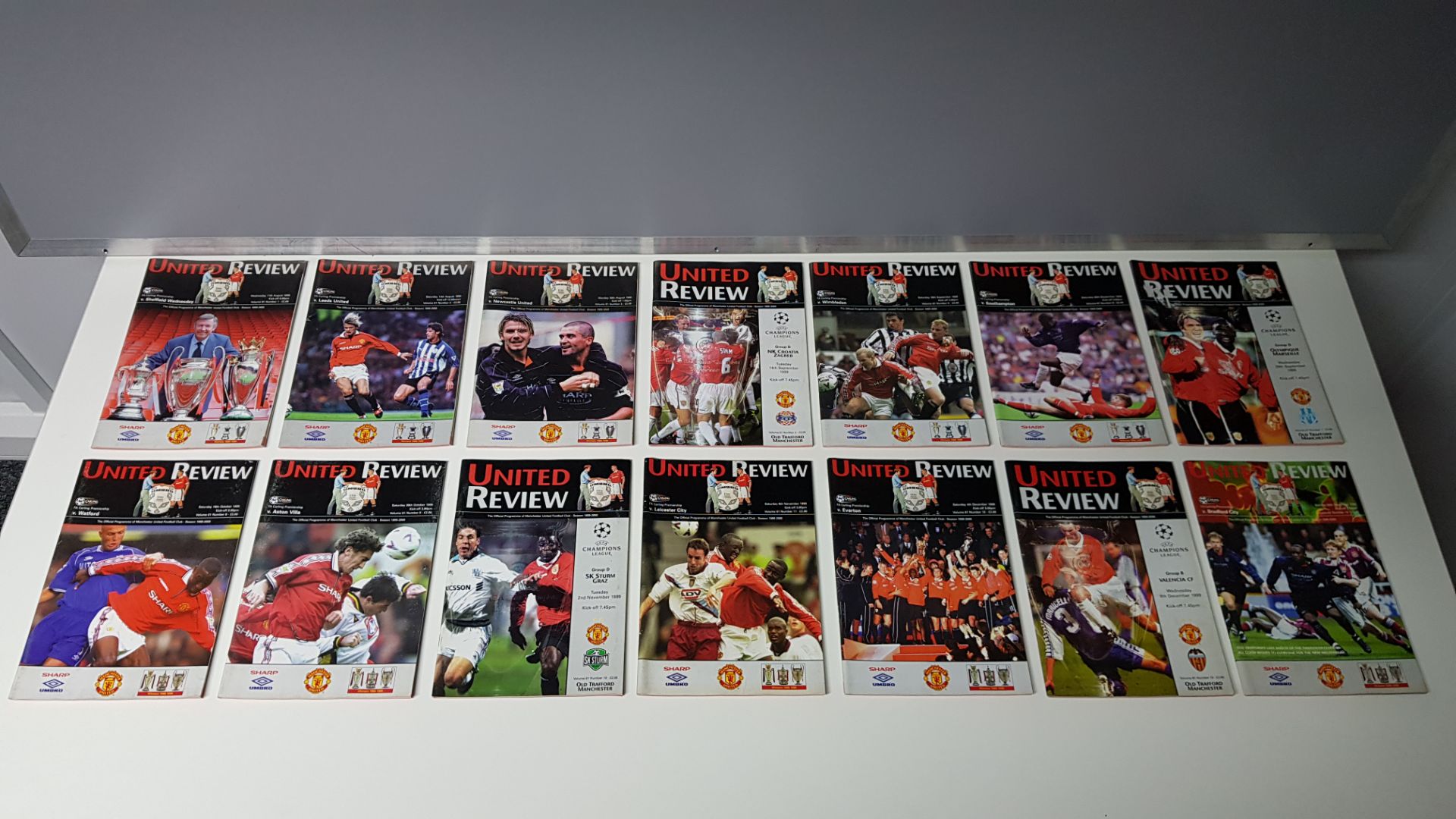 COMPLETE COLLECTION OF MANCHESTER UNITED HOME GAME PROGRAMMES FROM THE 1999/2000 SEASON. FROM - Image 2 of 3