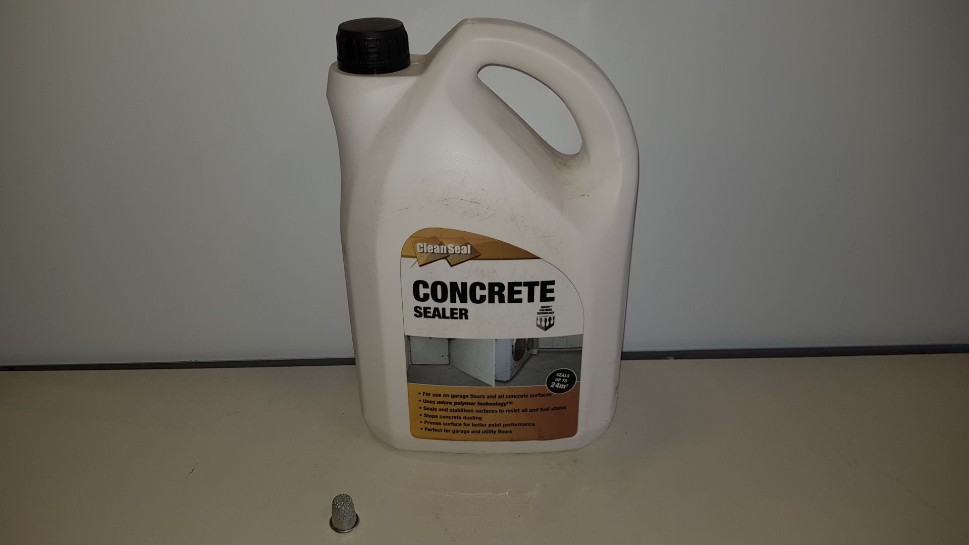 144 X BRAND NEW CLEAN SEAL CONCRETE SEALER (4L) ON A PALLET (PLEASE NOTE SOME BOXES ARE DAMAGED)