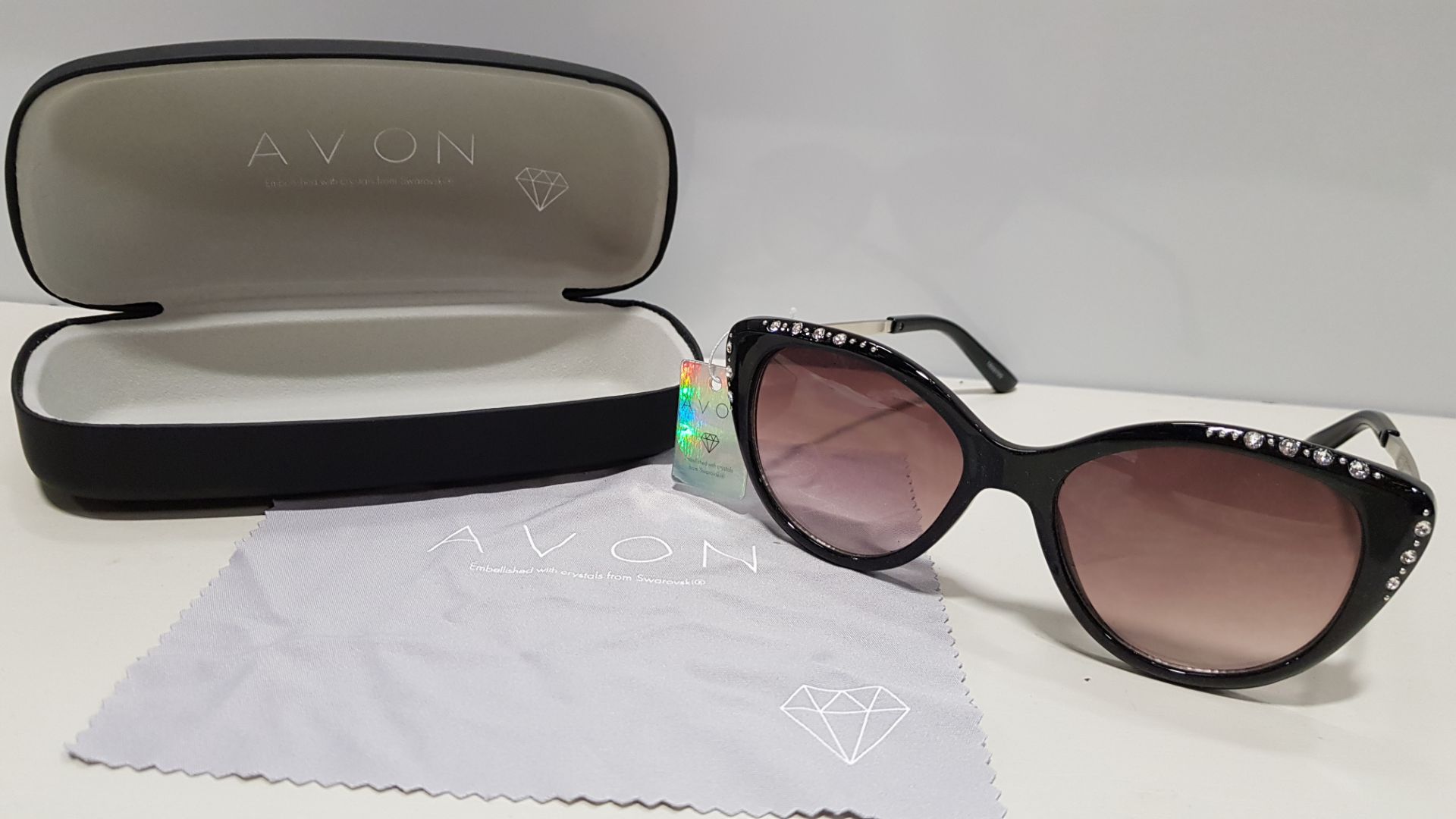 50 X PAIRS OF BRAND NEW AVON CATEYE SWAROVSKI SUNGLASSES WITH CARRY CASE & CLEANING CLOTH - IN 2